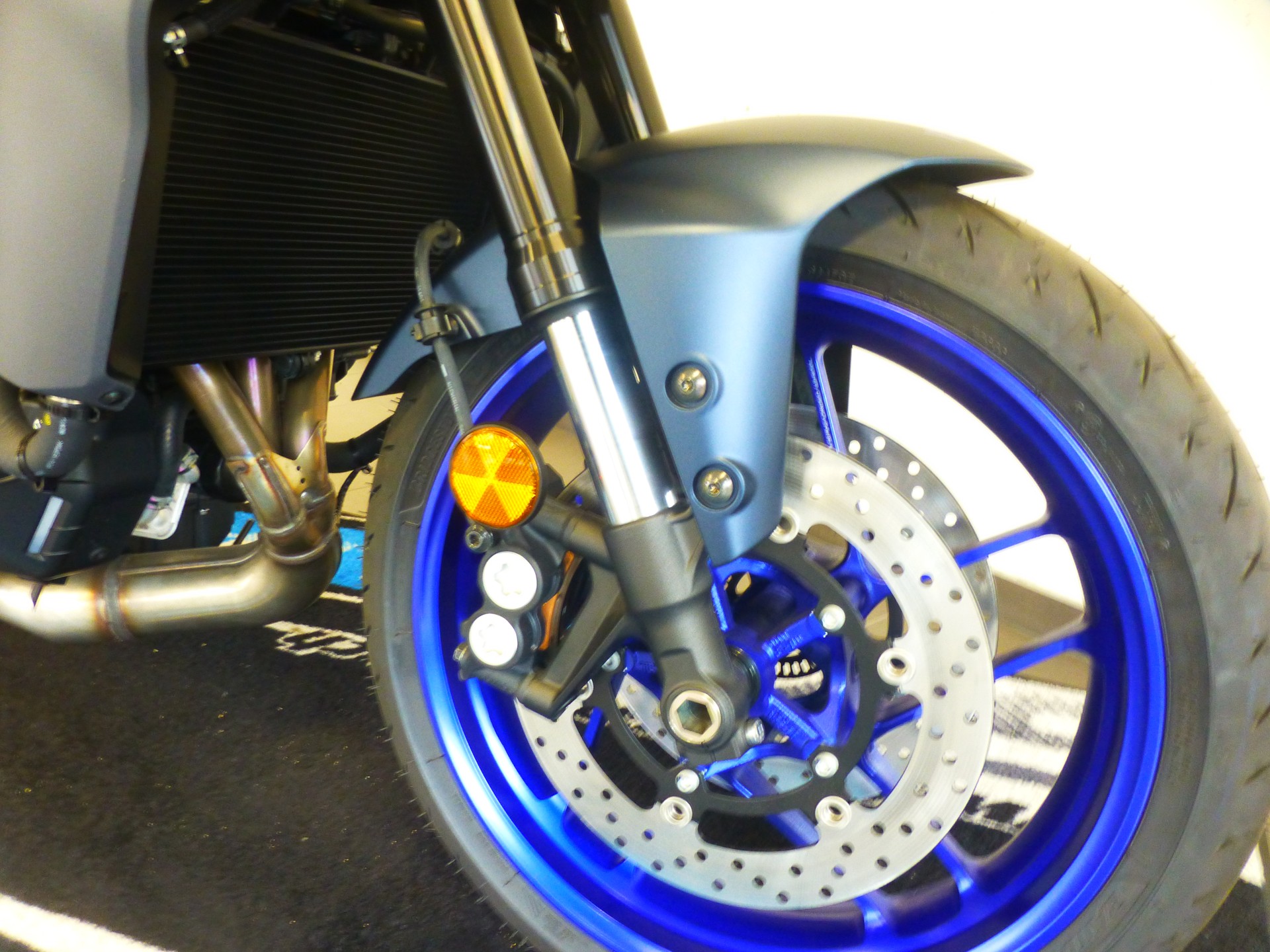 YAMAHA MT-09-image-13