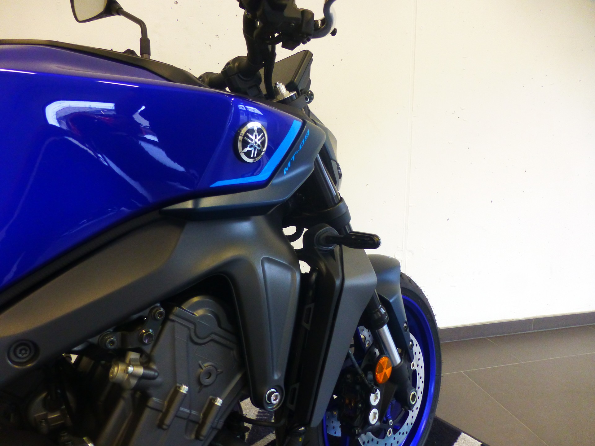 YAMAHA MT-09-image-15
