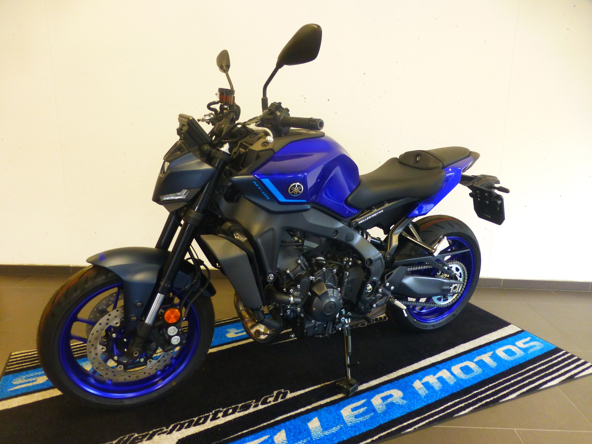 YAMAHA MT-09-image-7
