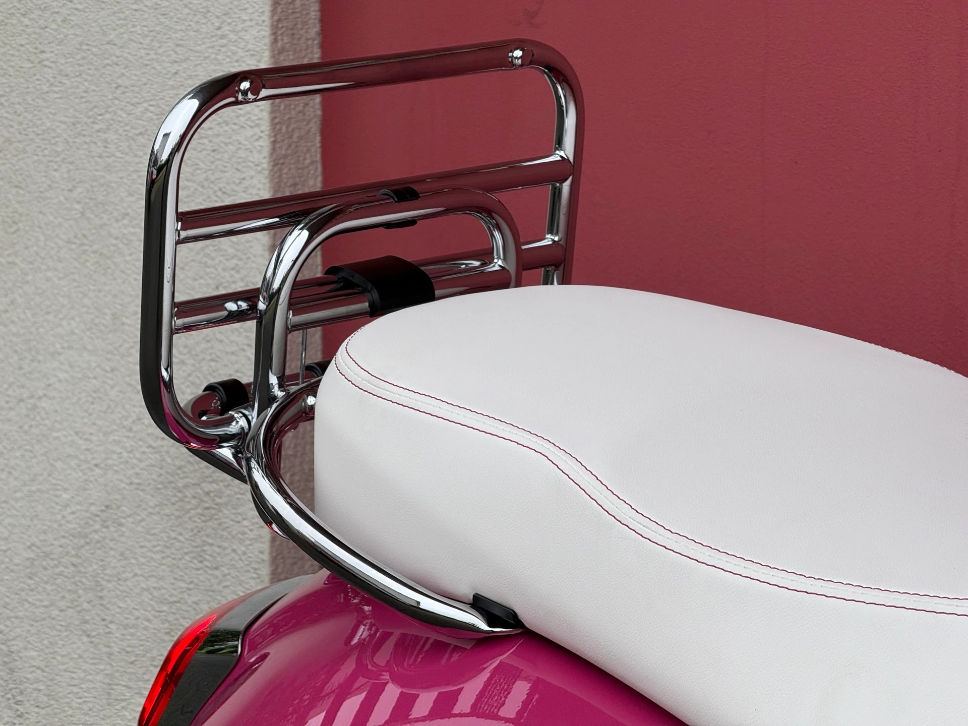 PIAGGIO Vespa GTS 310 Shocking Rosa 801 Tailor Made-image-11