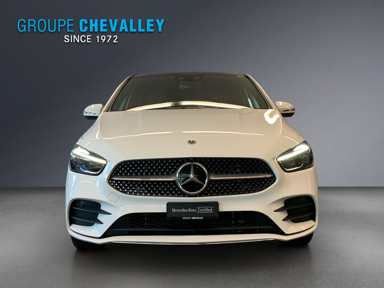 MERCEDES-BENZ B 250 e 8G-DCT-showroom-element-1