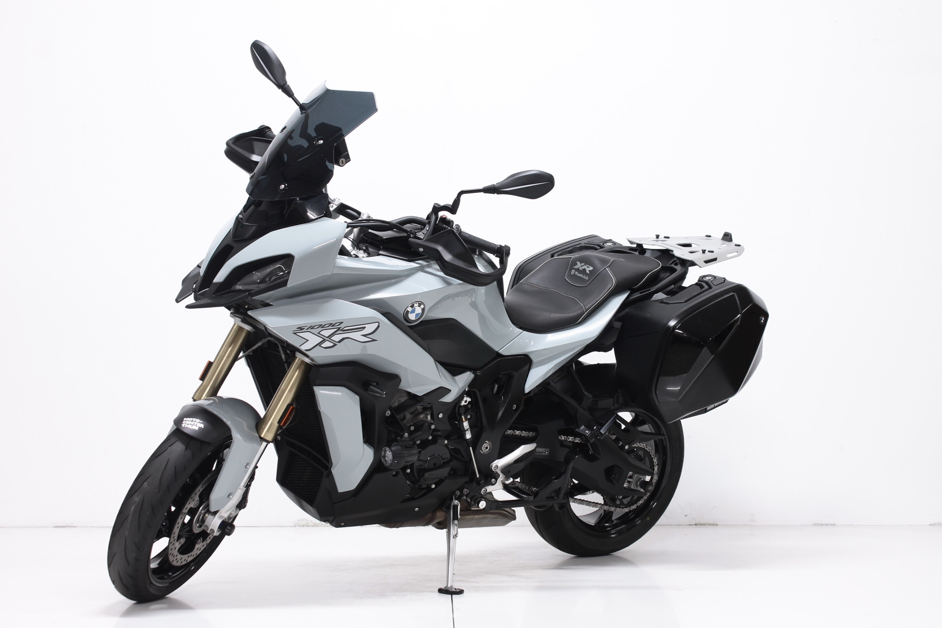 BMW S 1000 XR-image-1