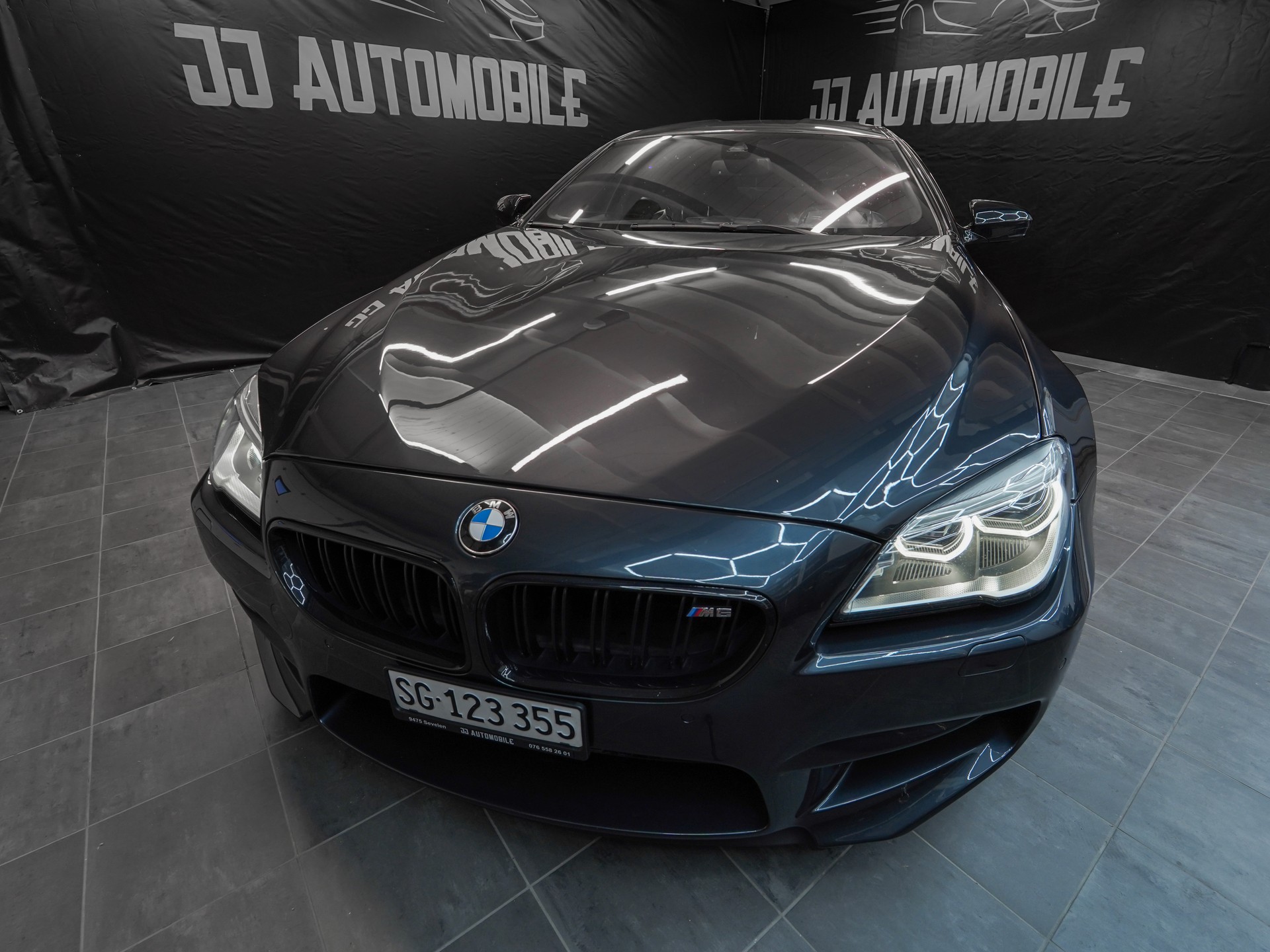 BMW M6 Gran Coupé Drivelogic-showroom-element-1