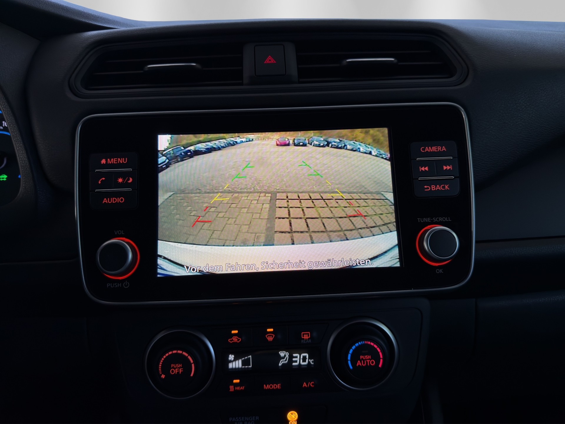 NISSAN Leaf Visia (incl. batt)-image-11