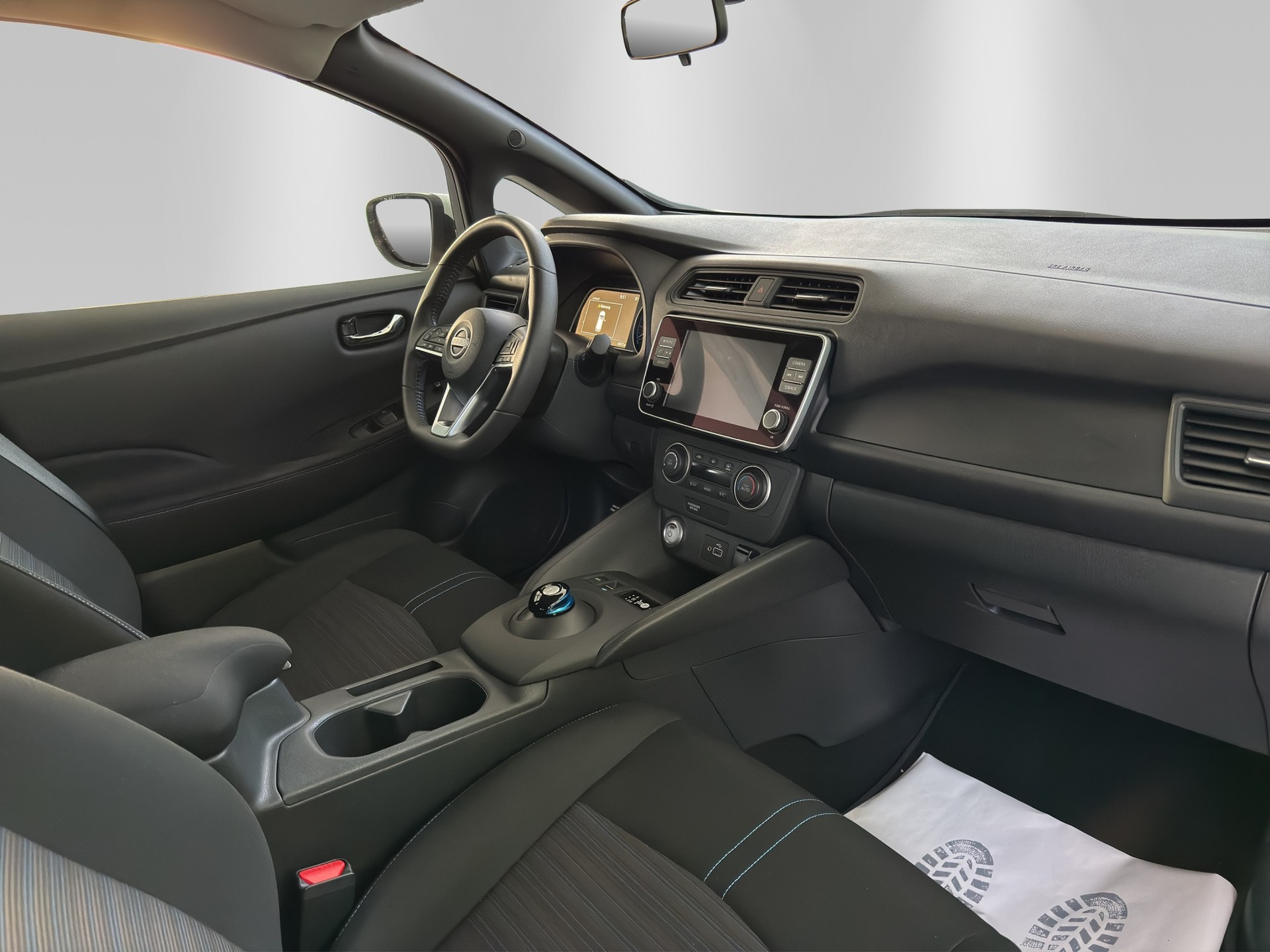 NISSAN Leaf Visia (incl. batt)-image-12