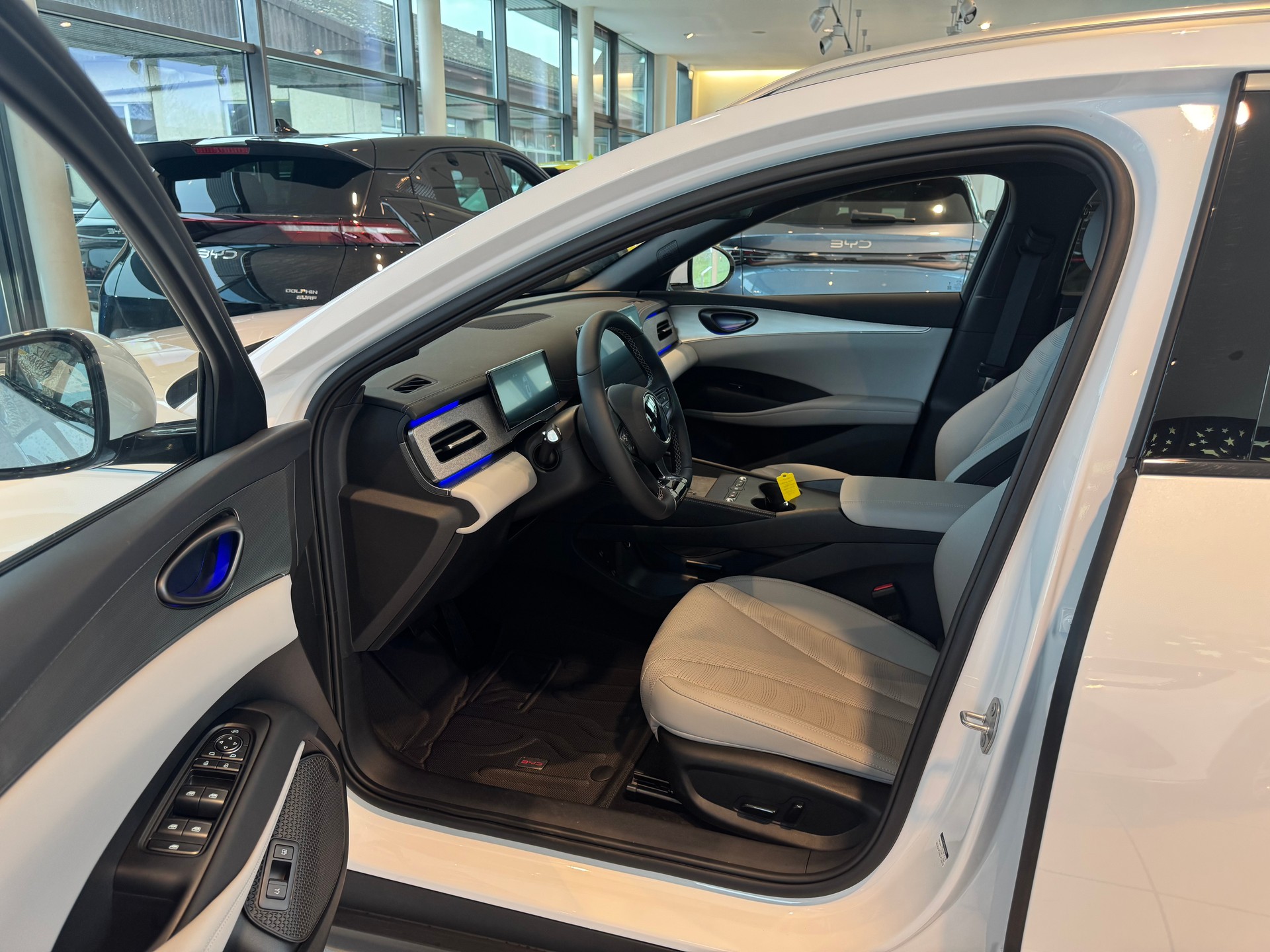 BYD Seal 6 DM-i Tour. Comfort-image-10