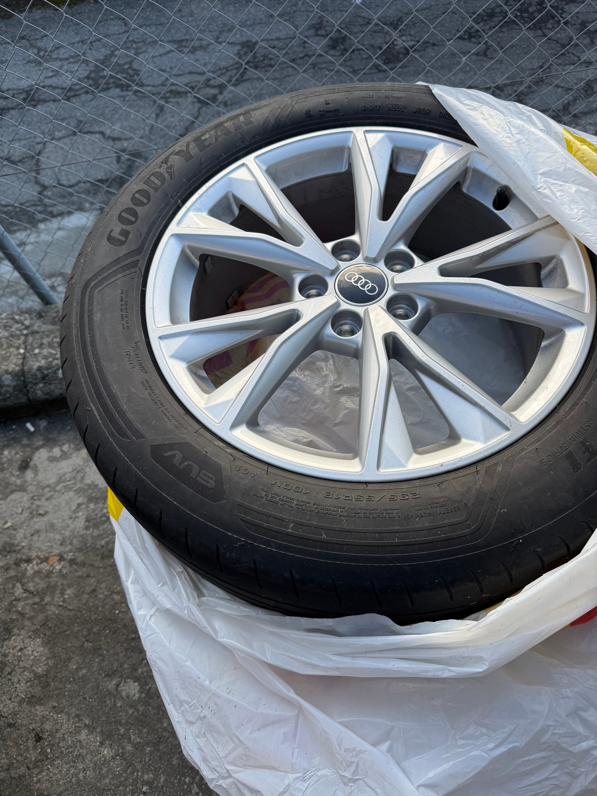 AUDI Q3 35 TFSI S line Attraction S-tronic-image-17