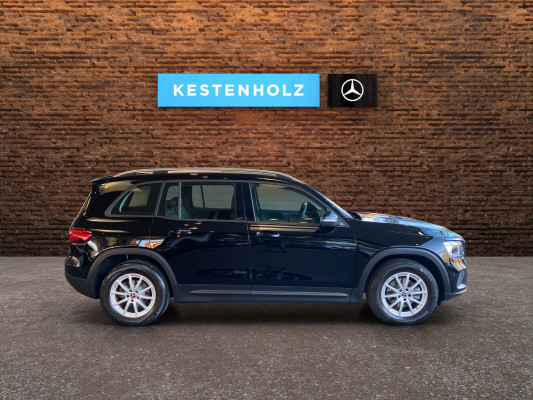 MERCEDES-BENZ GLB 180 7G-Tronic-showroom-element-2