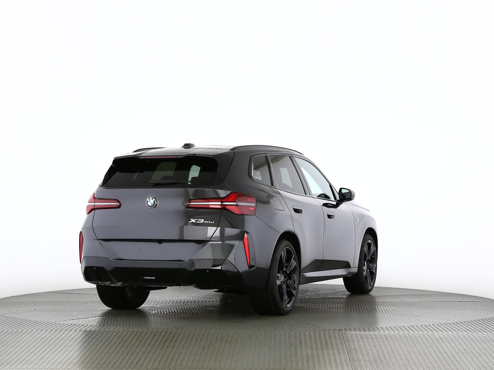 BMW X3 40d xDrive-image-18