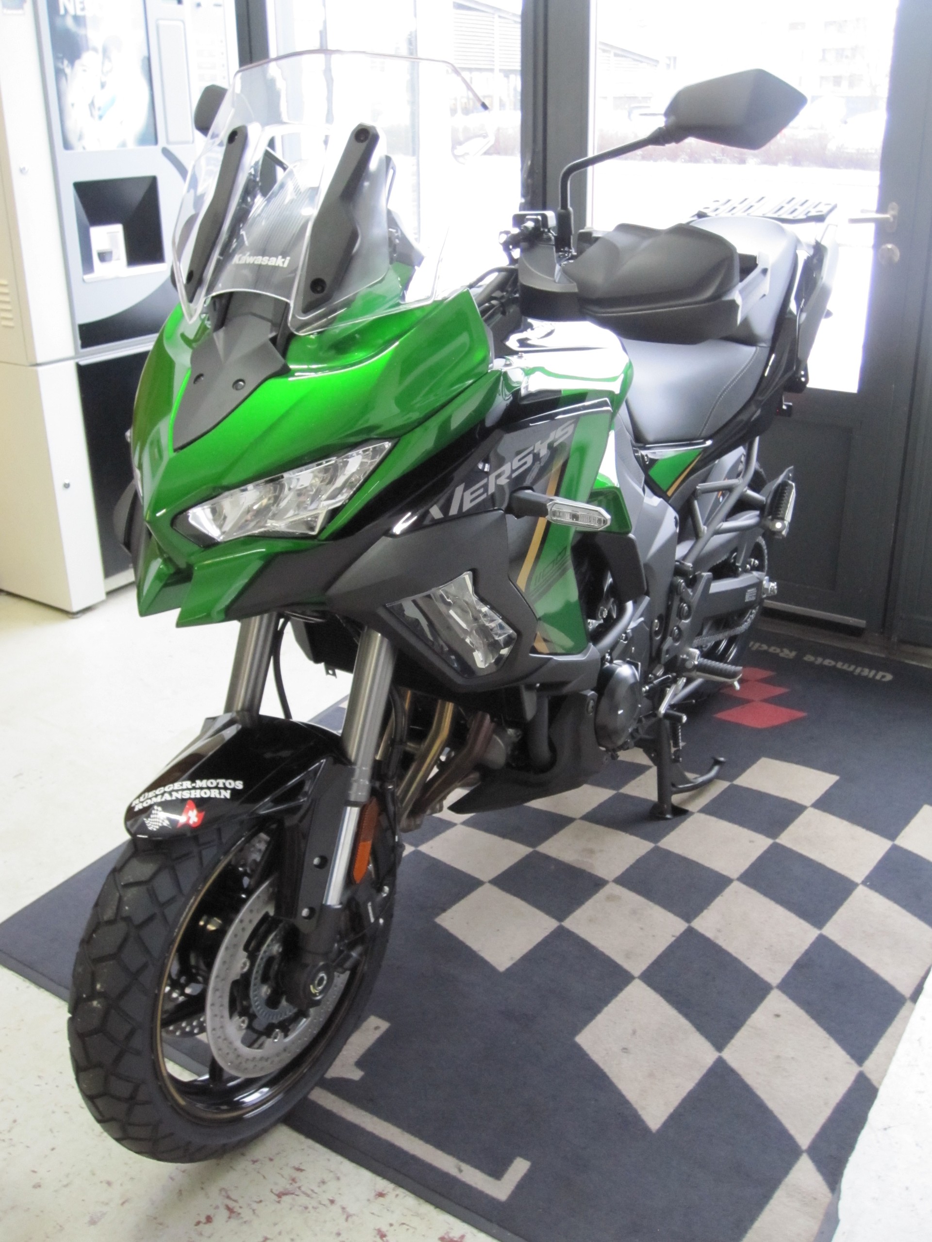 KAWASAKI Versys 1100 SE-image-9