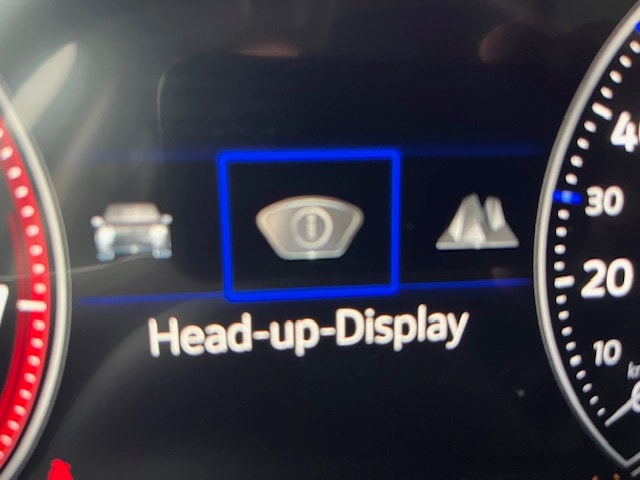 VW Touareg 3.0 TSI Elegance Tiptronic-image-9