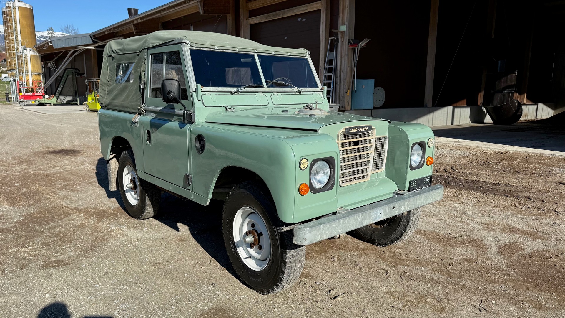 LAND ROVER 3-image-3