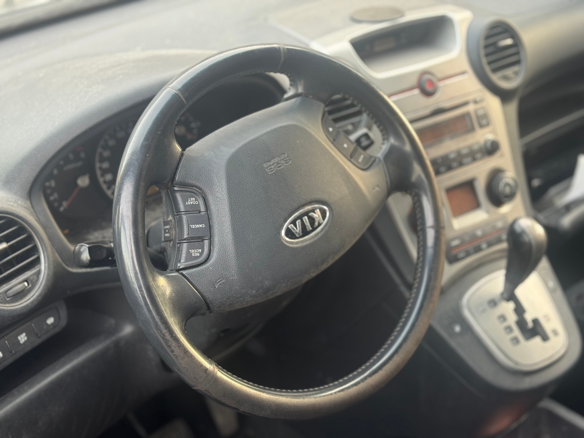 KIA Carens 2.0 CRDi Style-image-3