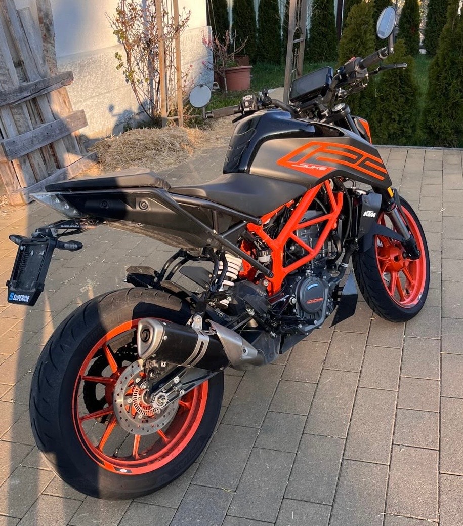 KTM 125 Duke ABS-image-1
