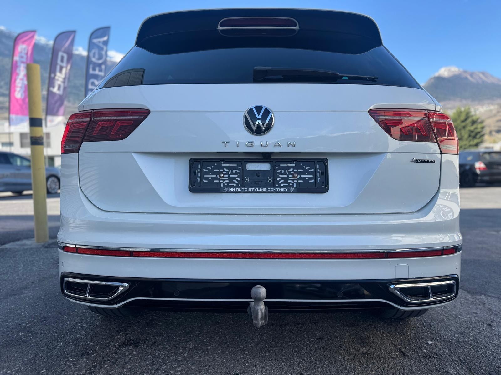 VW Tiguan 2.0 TDI SCR R-Line 4Motion DSG-image-4