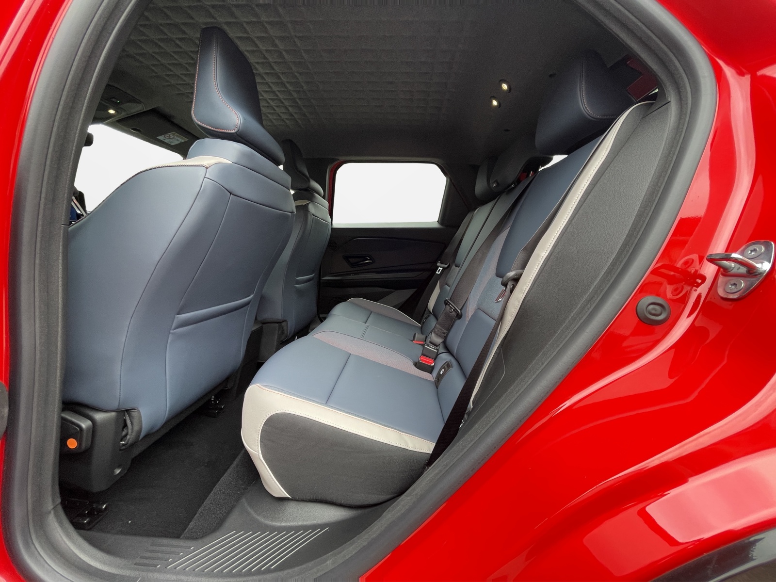 NISSAN Micra Evolve-image-13