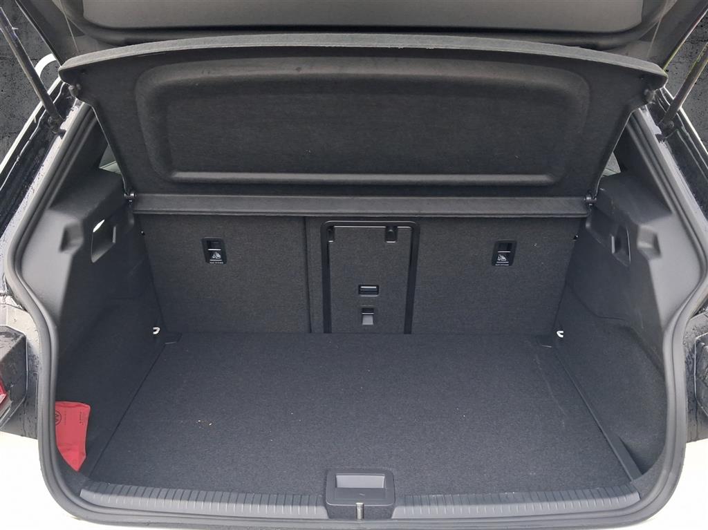 VW ID.3 Pro 59 kWh Pro United-image-12