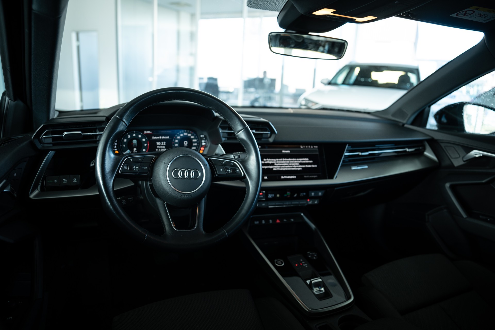 AUDI A3 Sportback 1.5 35 TFSI Advanced S-Tronic-image-5