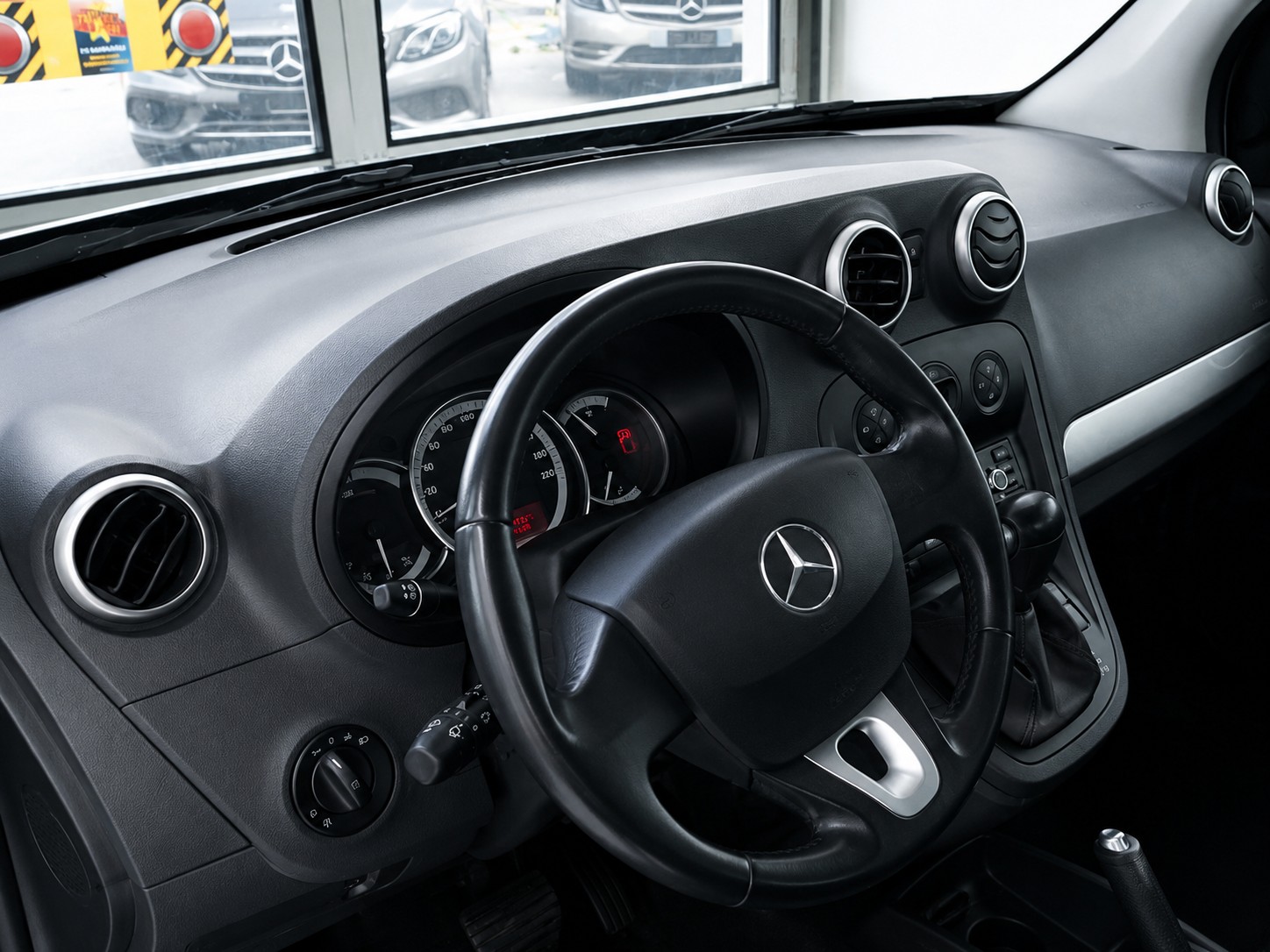 MERCEDES-BENZ Citan Tourer 112 L A 5-Plätzer/5 places-showroom-element-2
