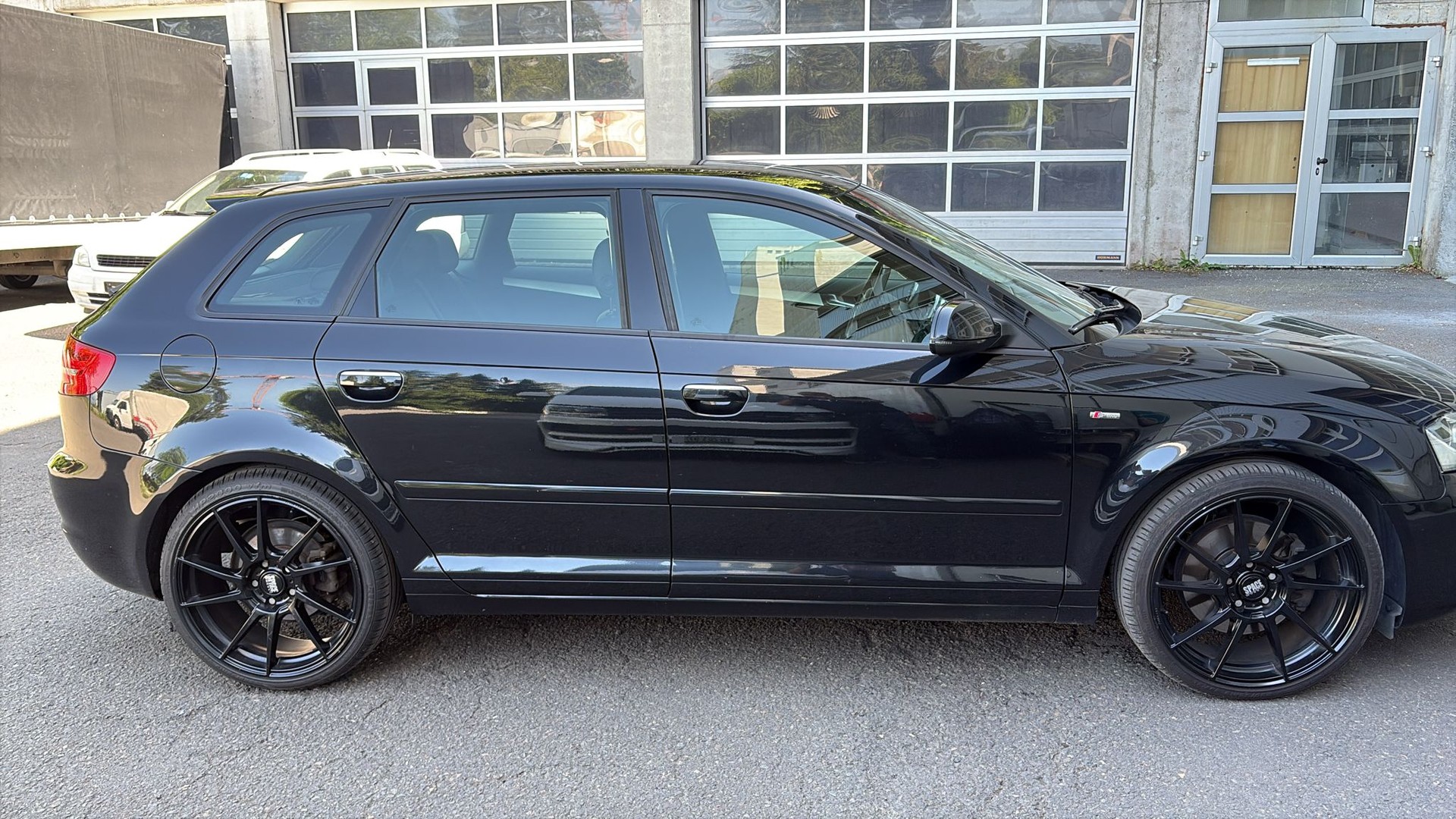 AUDI A3 Sportback 2.0 TFSI S-Line, Ambition quattro S-tronic-image-5