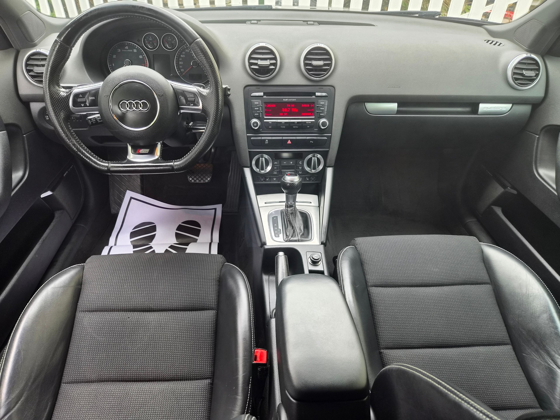 AUDI A3 Sportback 2.0 TFSI S-Line, Ambition quattro S-tronic-image-12