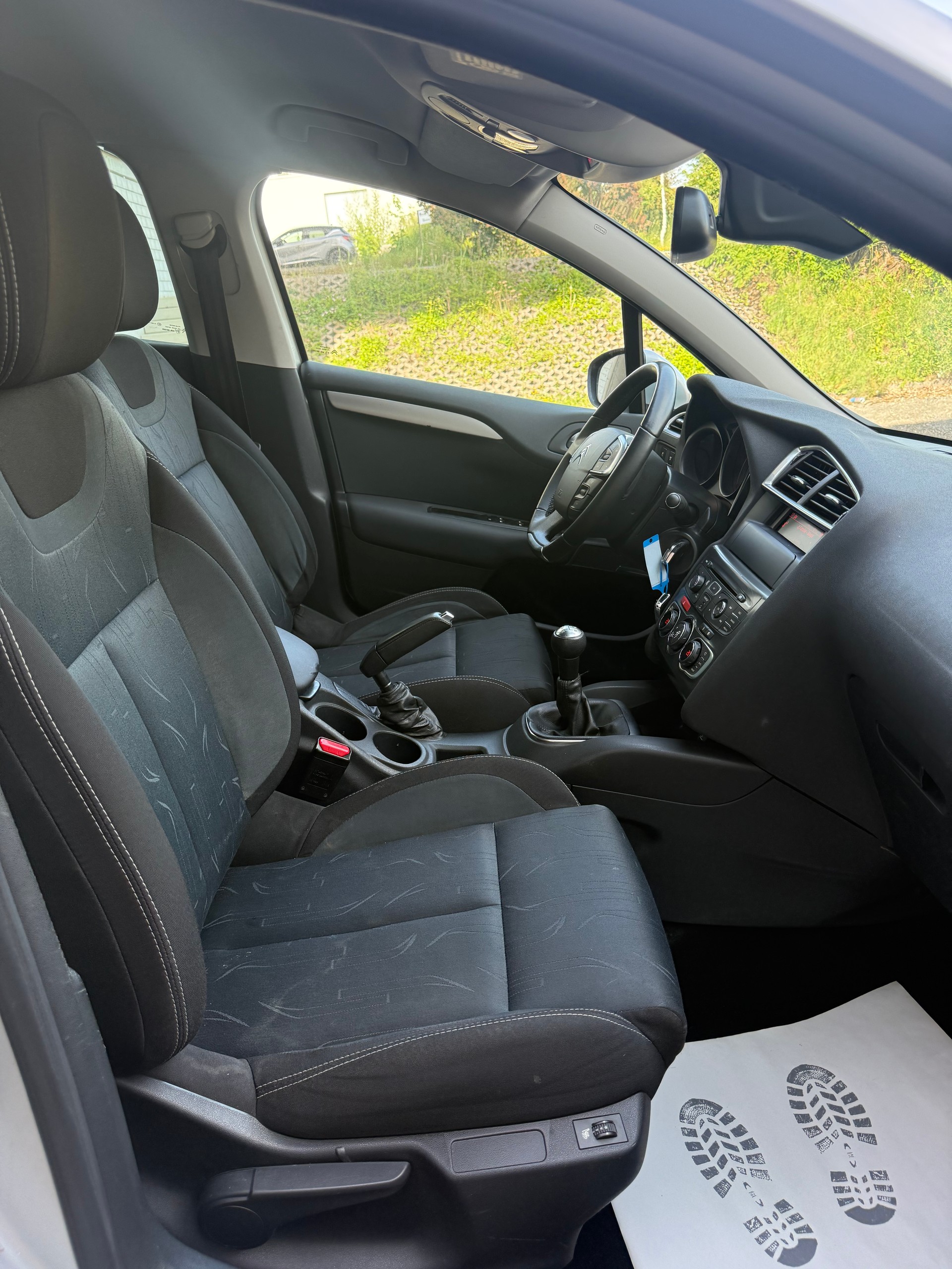 CITROEN C4 Berline 1.6 VTi Séduction || Frisch ab MFK-image-11