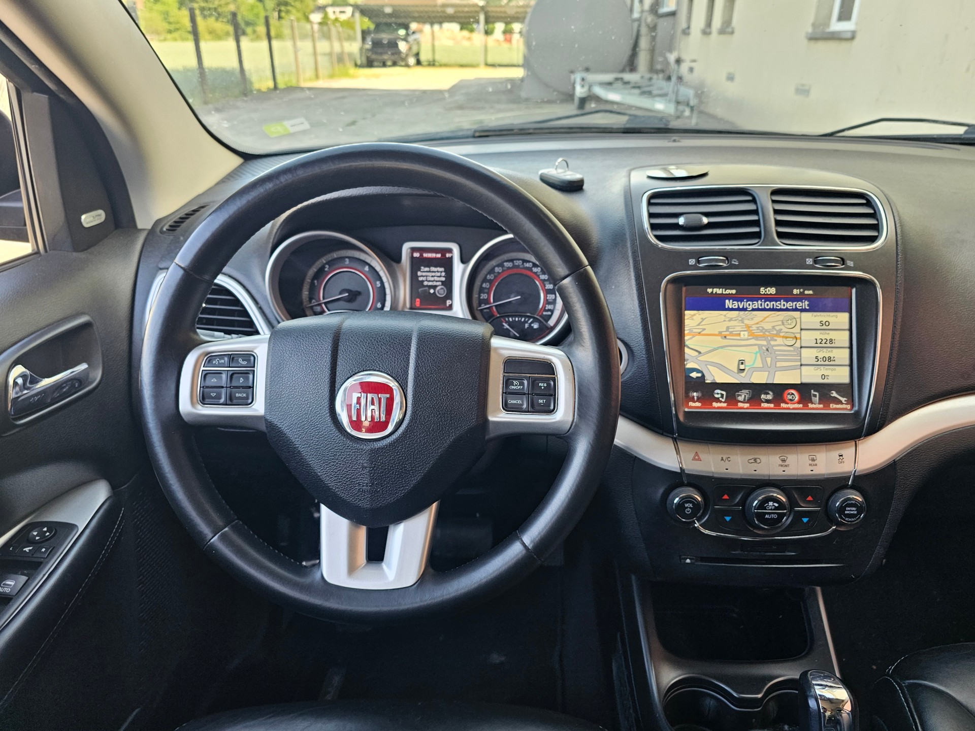 FIAT Freemont 2.0 MJ Lounge AWD Automat-image-12