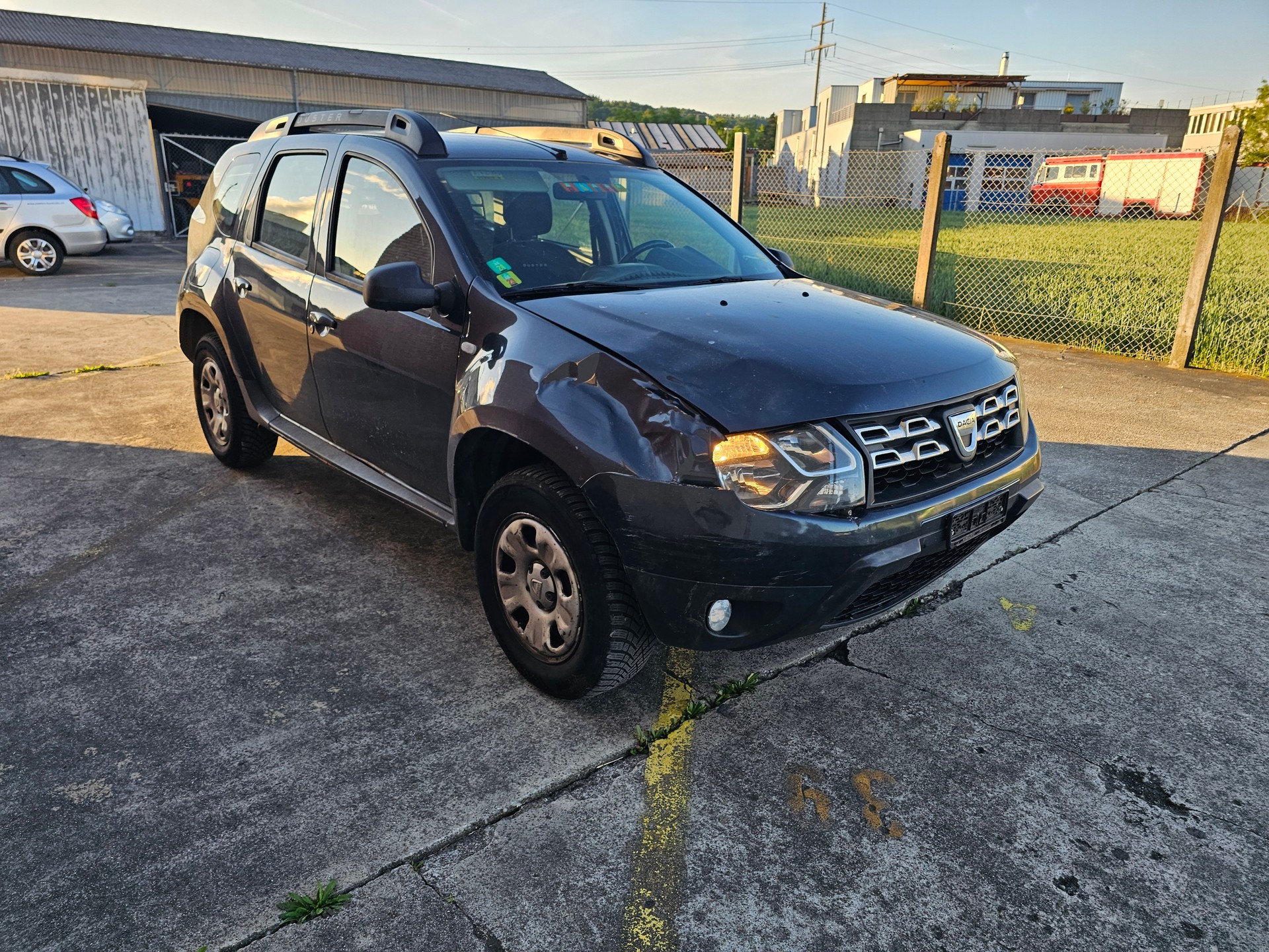 DACIA Duster 1.5 dCi Celebration 4x4-image-6