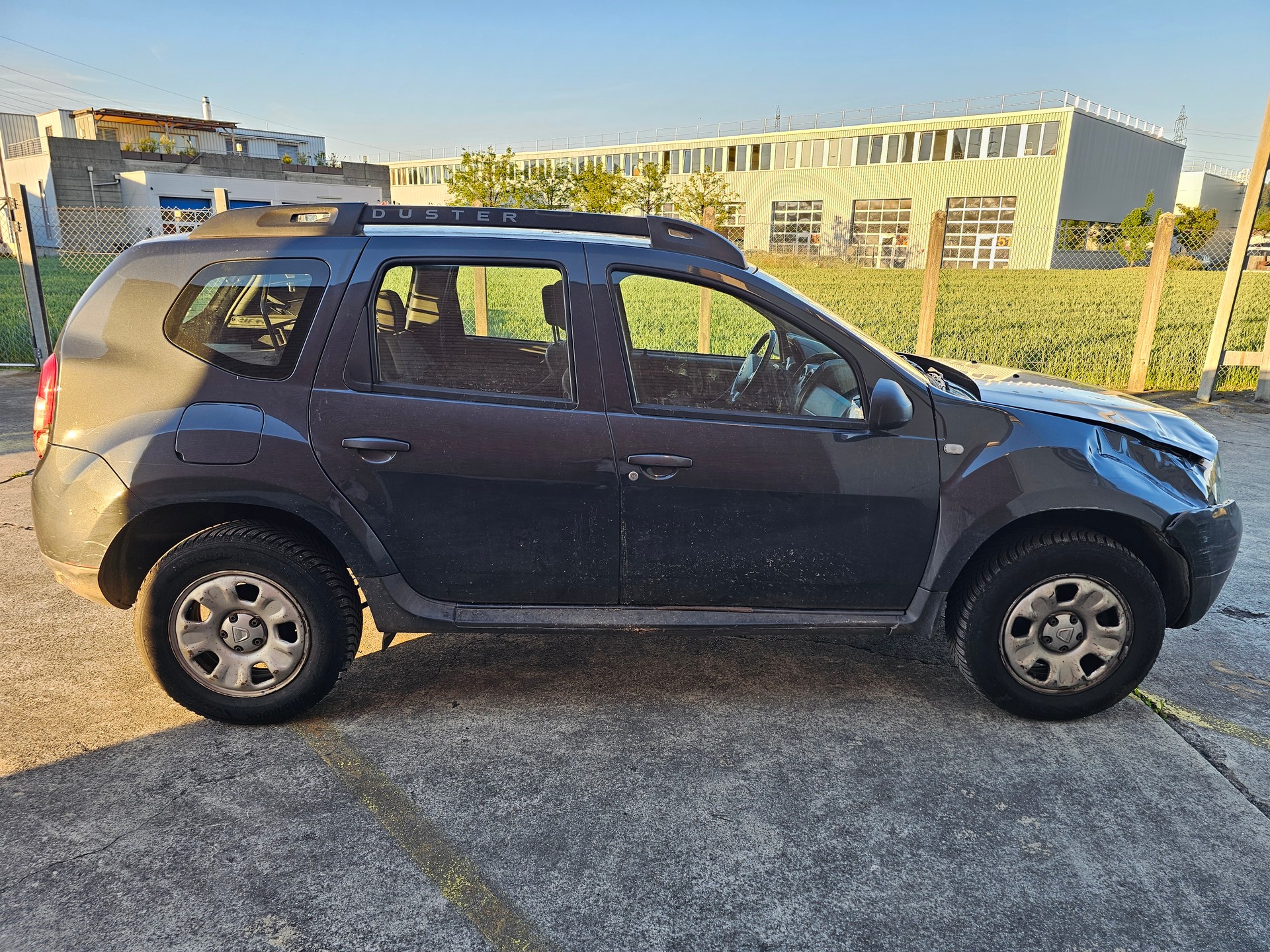 DACIA Duster 1.5 dCi Celebration 4x4-image-5