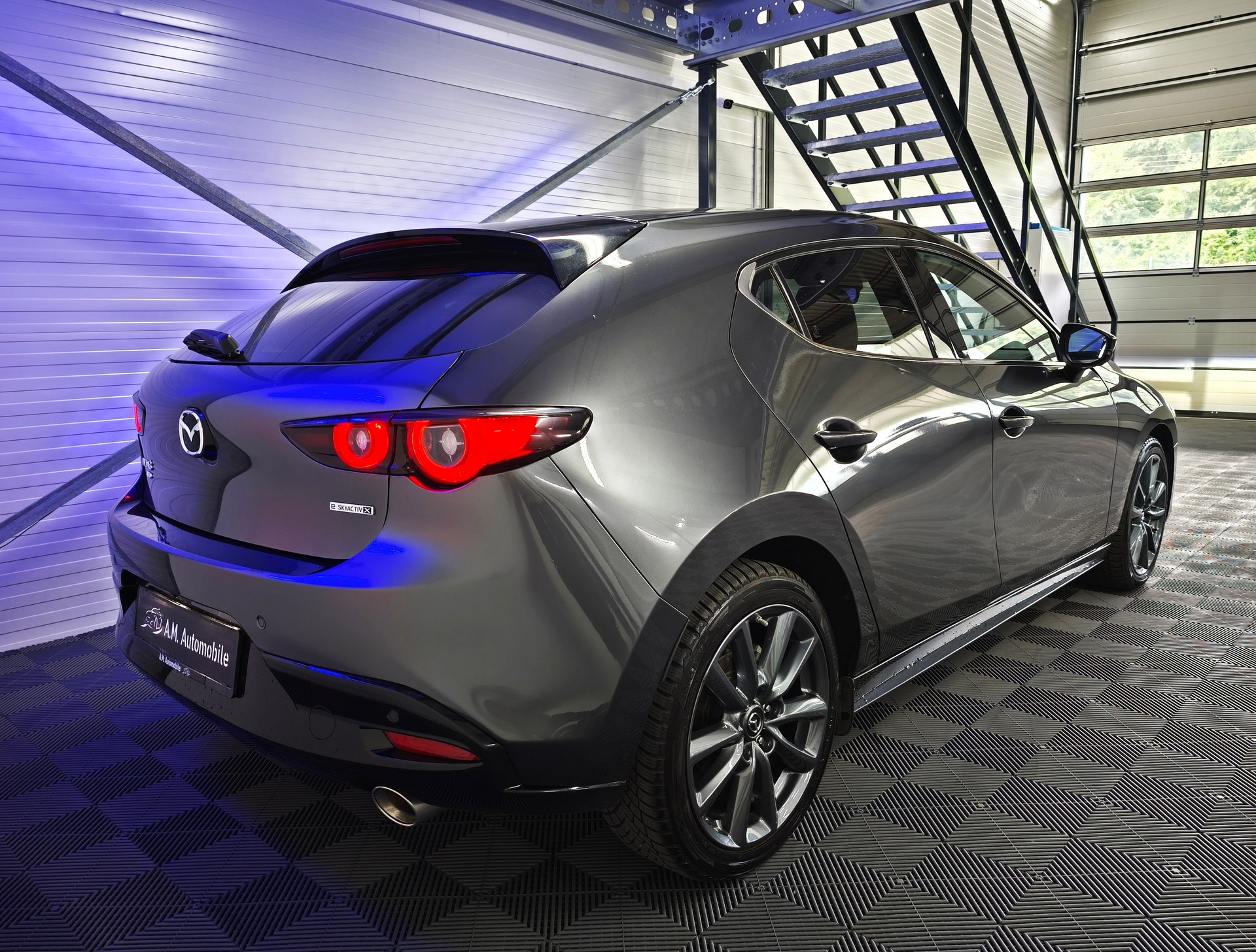 MAZDA 3 Hatchback SKYACTIV-X MHybrid 186 Homura AWD Automat-image-4