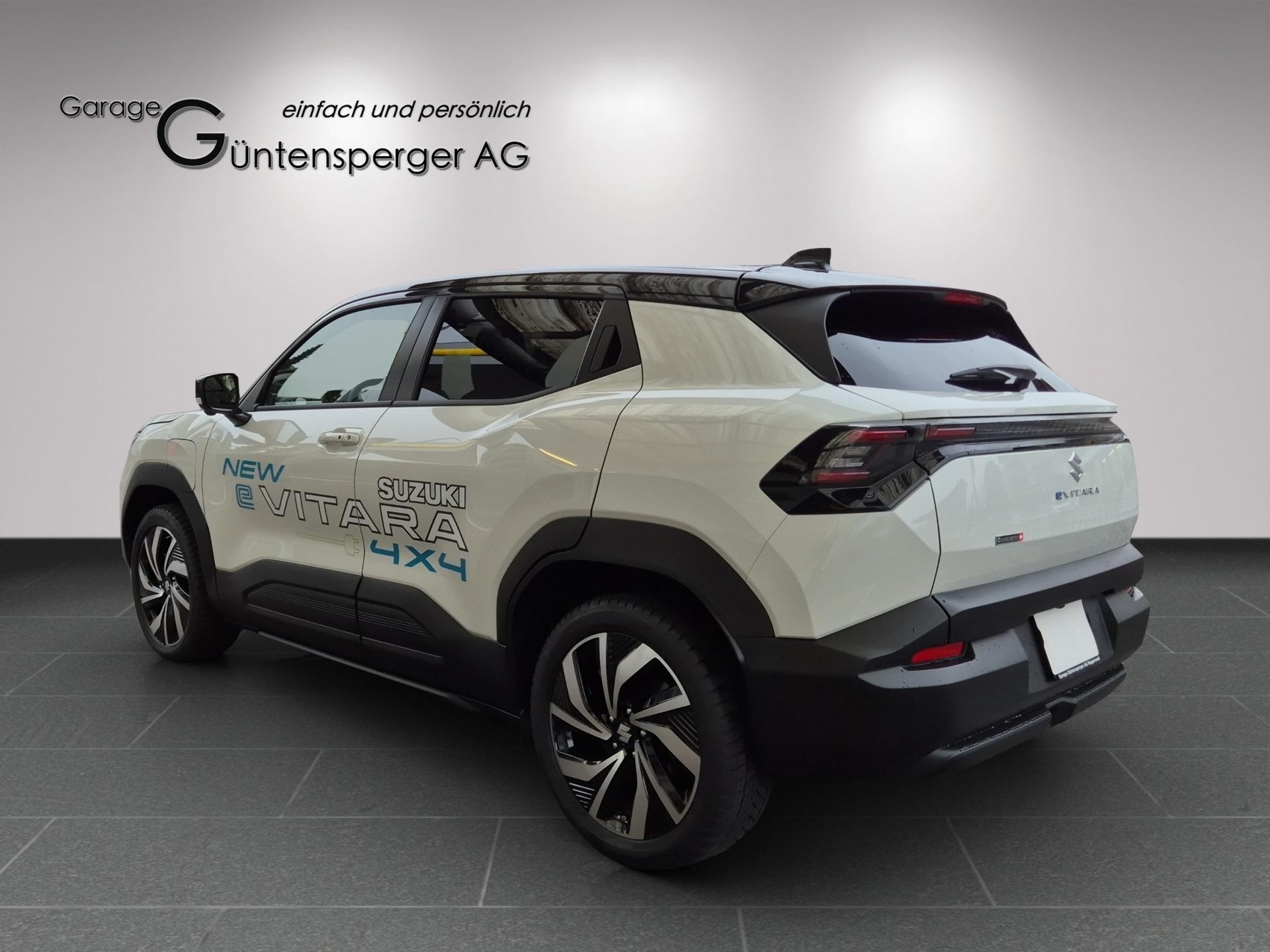 SUZUKI e Vitara Compact Top 4x4-showroom-element-2