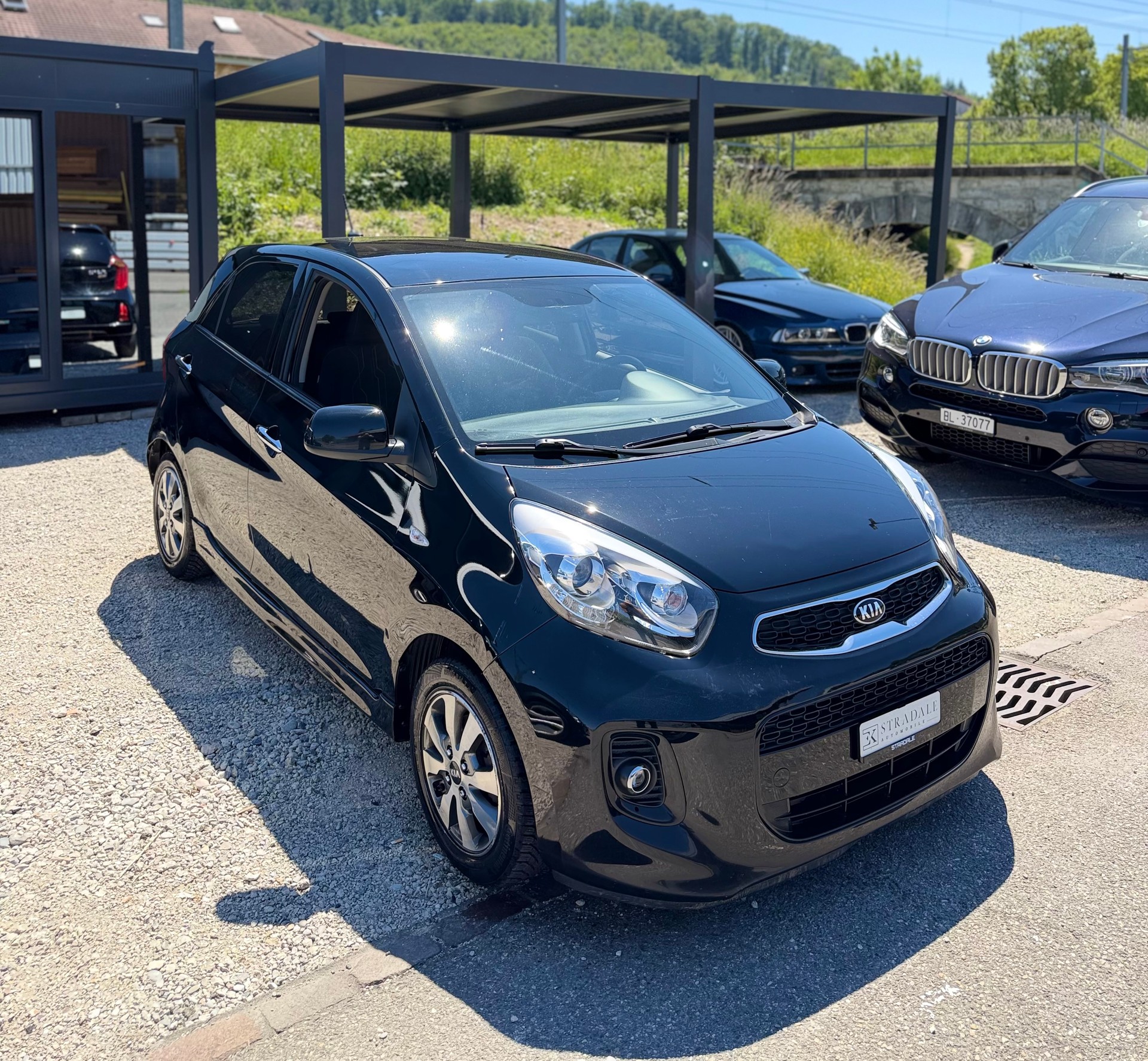 KIA Picanto 1.2 CVVT Swiss Champion-image-2