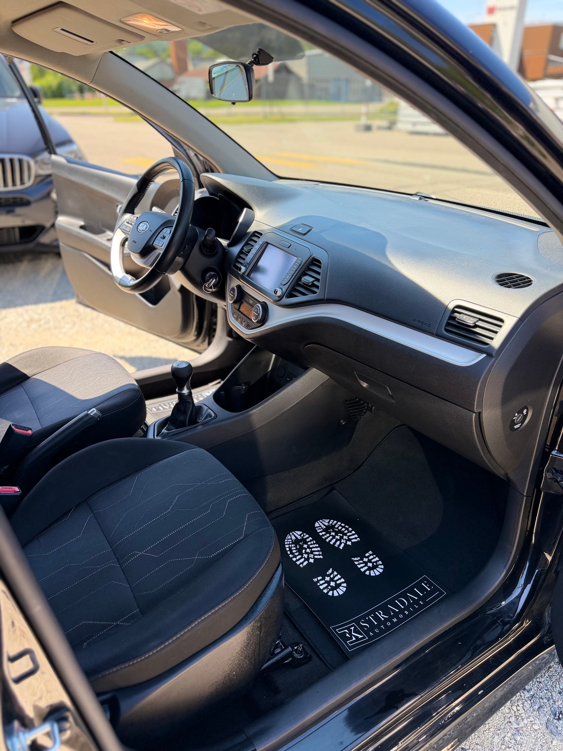KIA Picanto 1.2 CVVT Swiss Champion-image-11