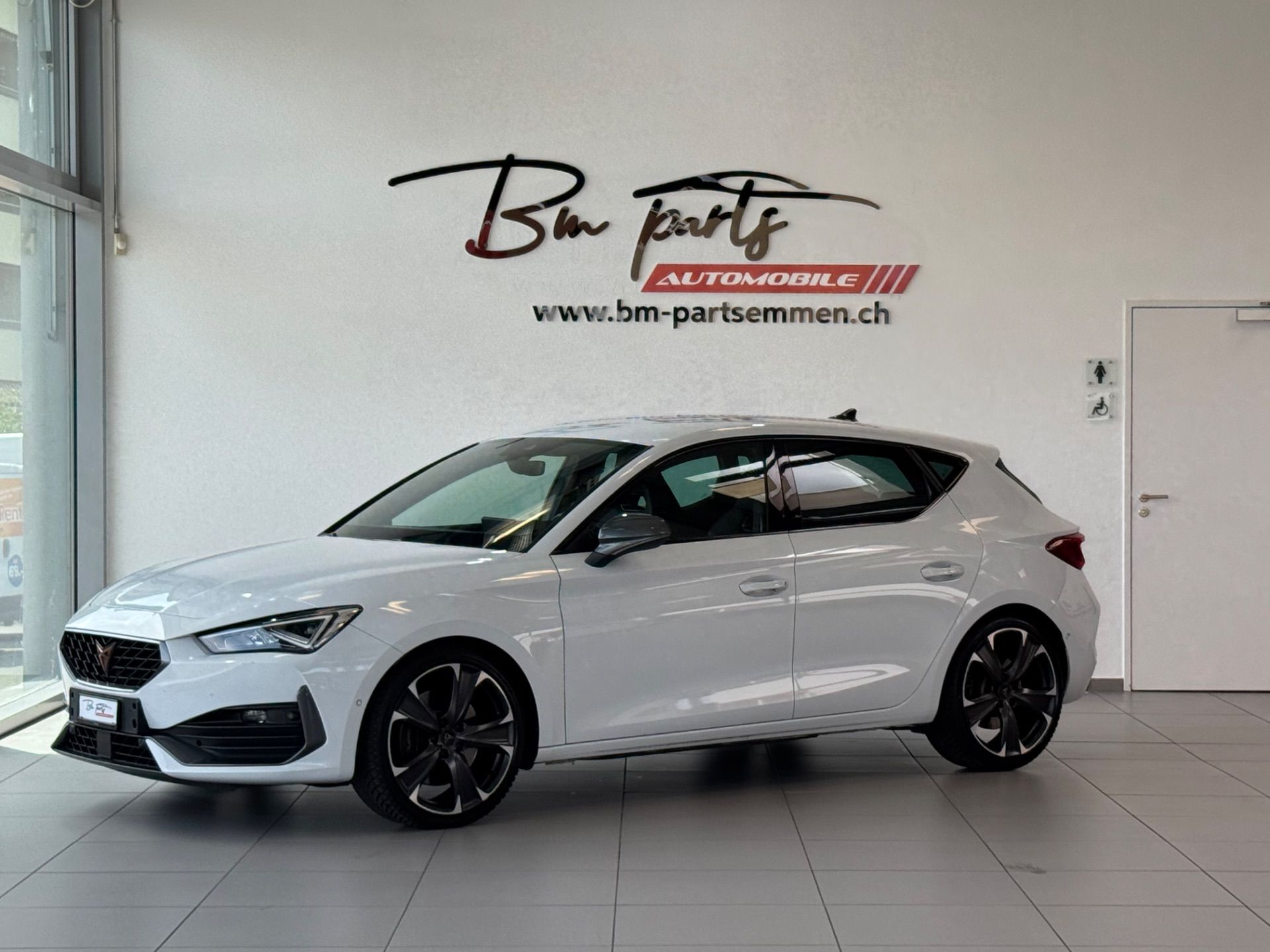 CUPRA Leon LEON VZ 2.0 TSI DSG-showroom-element-1