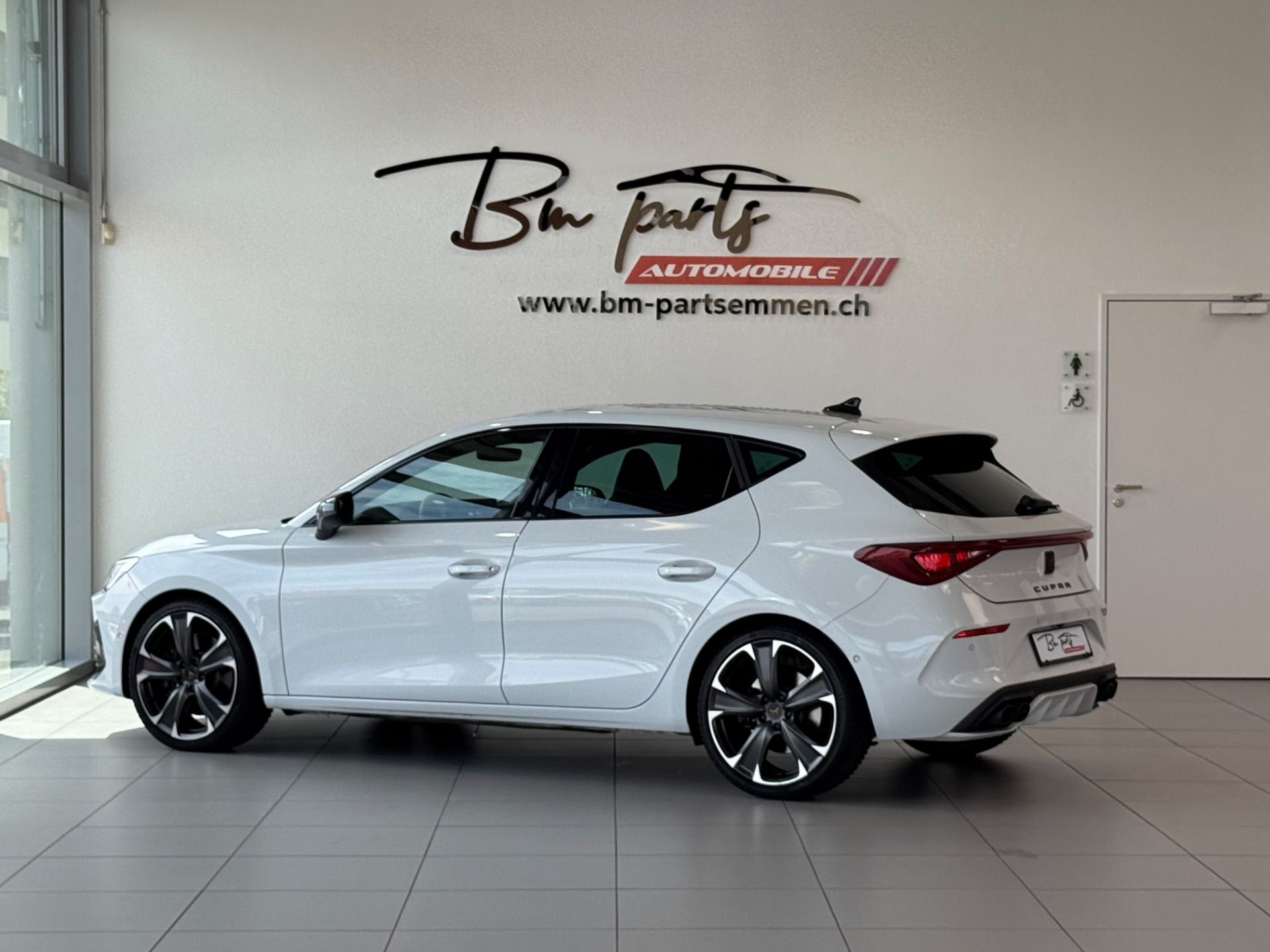 CUPRA Leon LEON VZ 2.0 TSI DSG-showroom-element-3