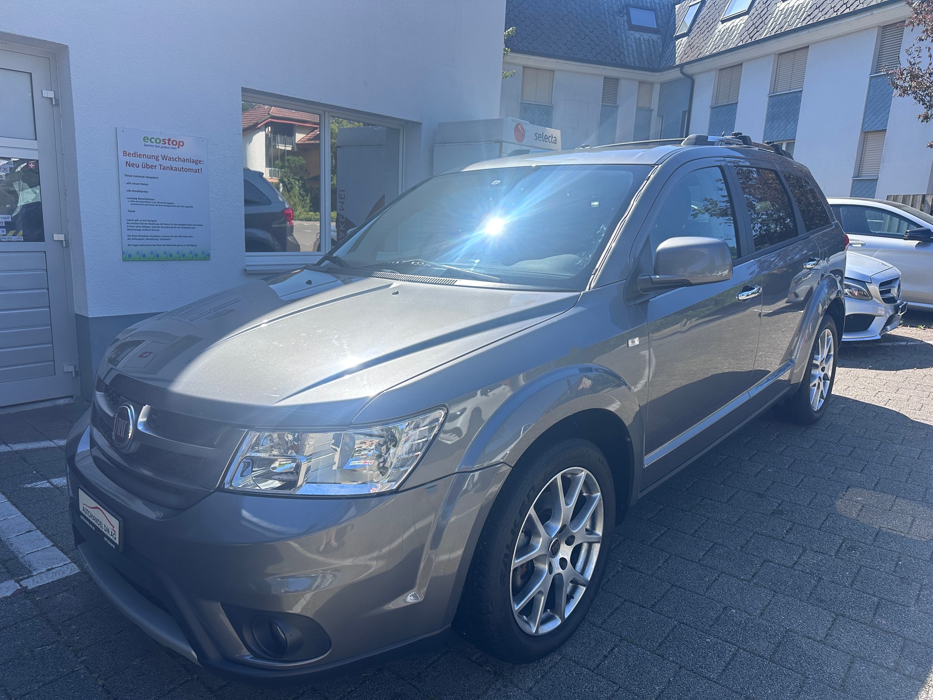 FIAT Freemont 2.0 MJ Lounge AWD Automat-showroom-element-1
