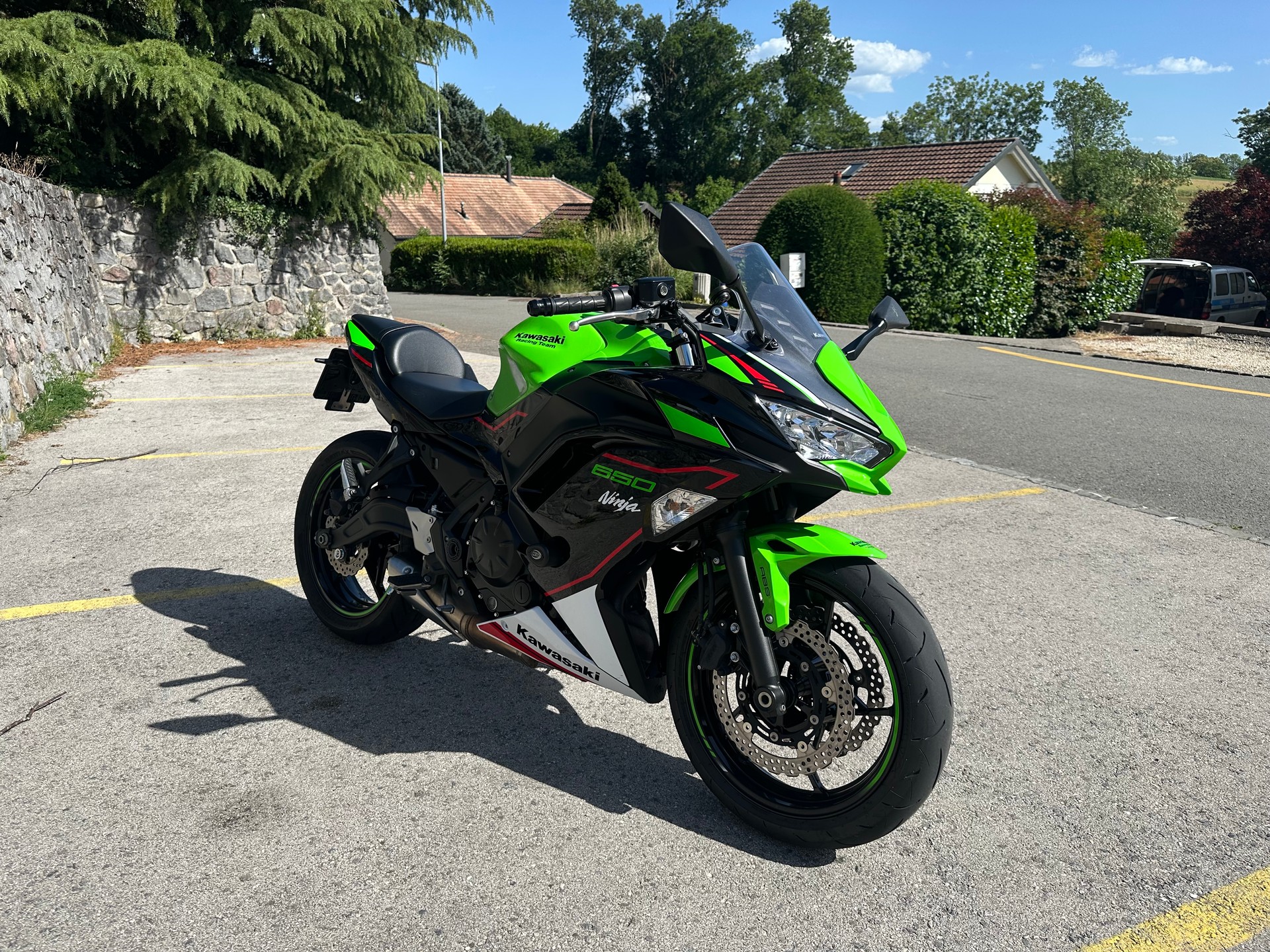 KAWASAKI Ninja 650-image-1