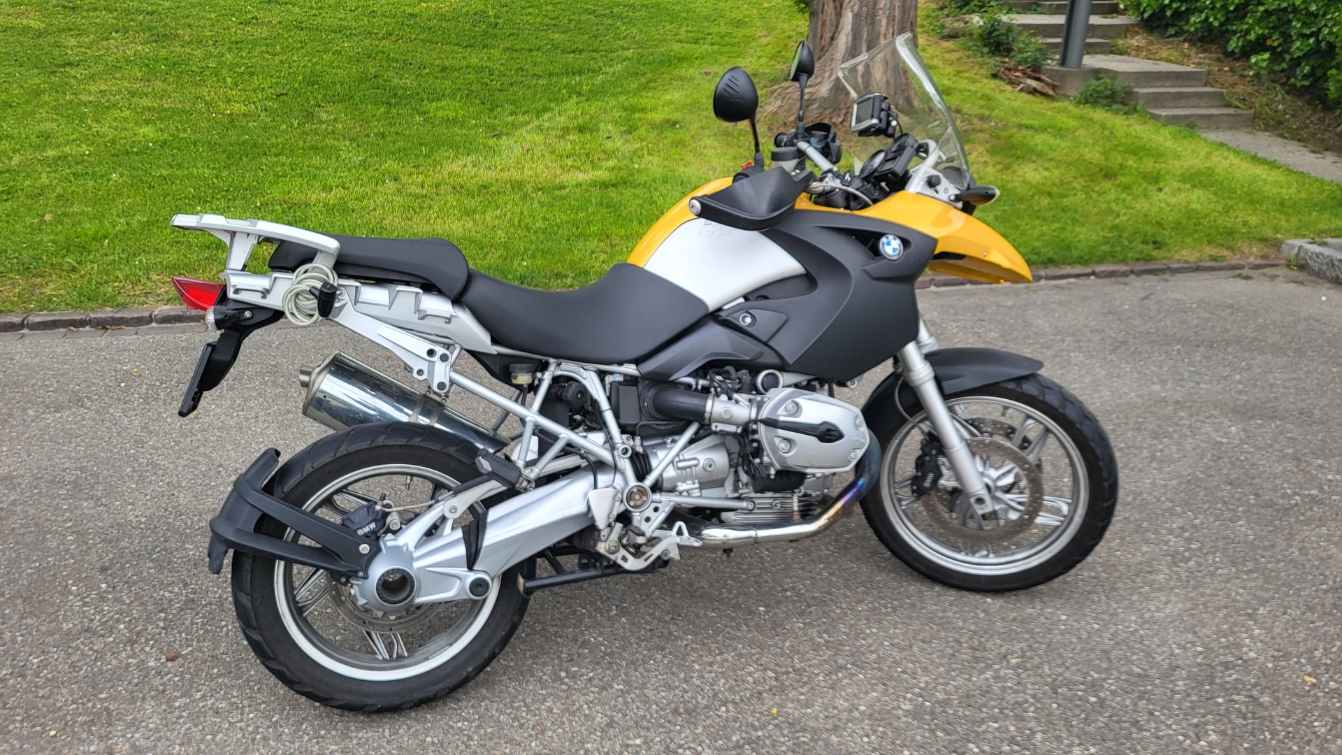 BMW R 1200 GS-image-0
