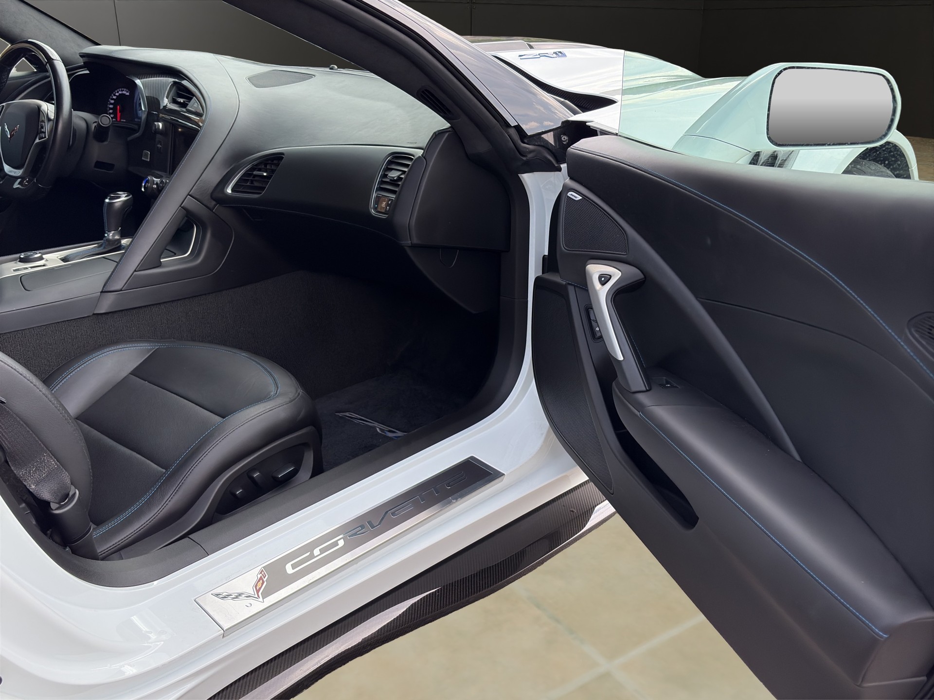 CHEVROLET Corvette ZR1-image-15