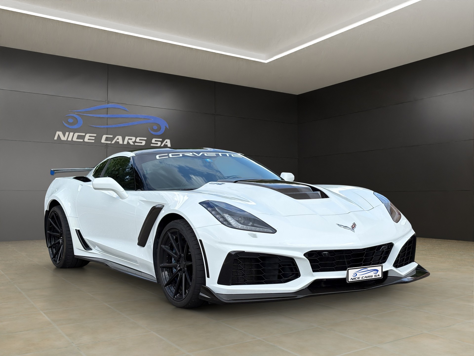 CHEVROLET Corvette ZR1-showroom-element-1