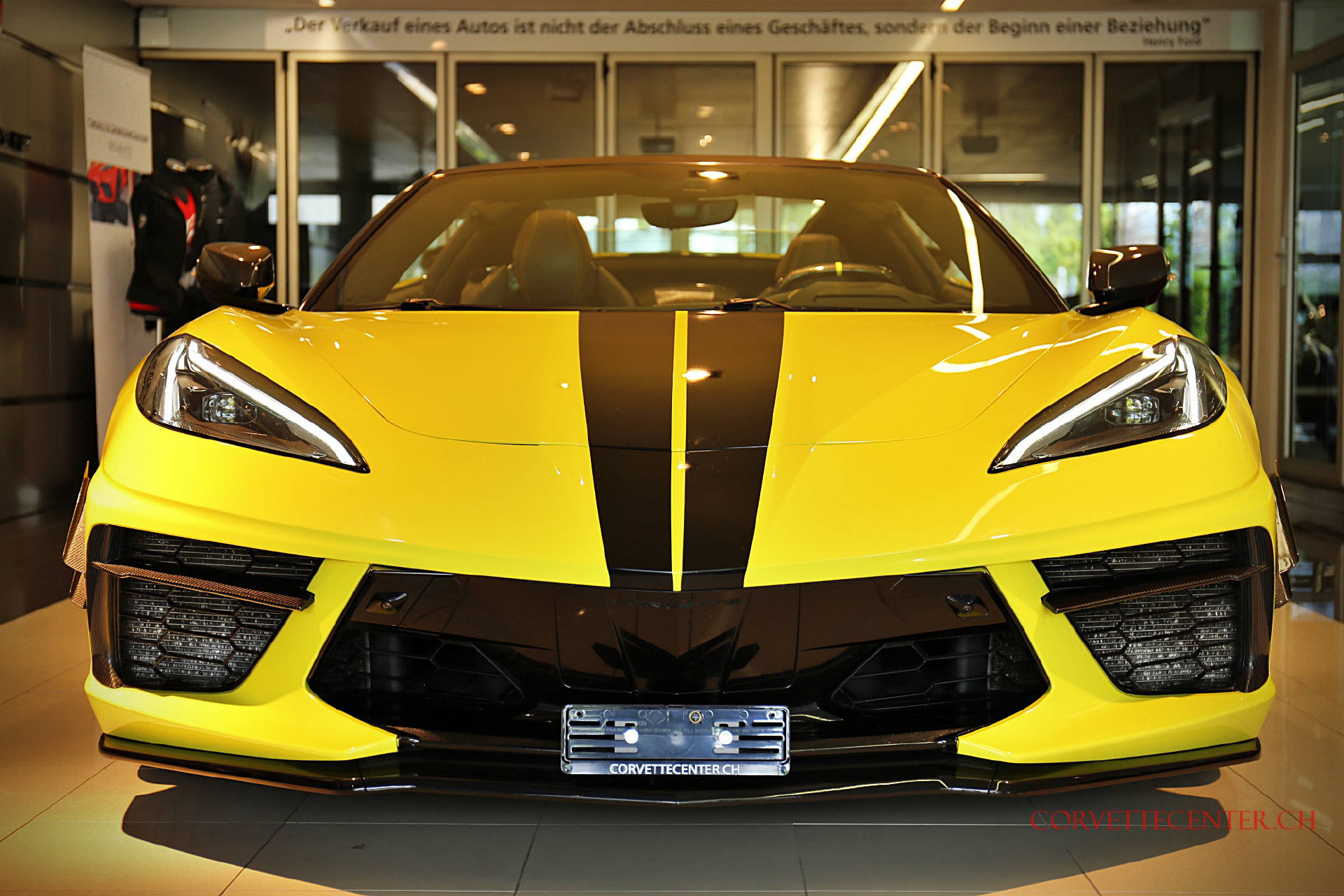 CHEVROLET Corvette Convertible 6.2 V8 3LT Z51-showroom-element-3