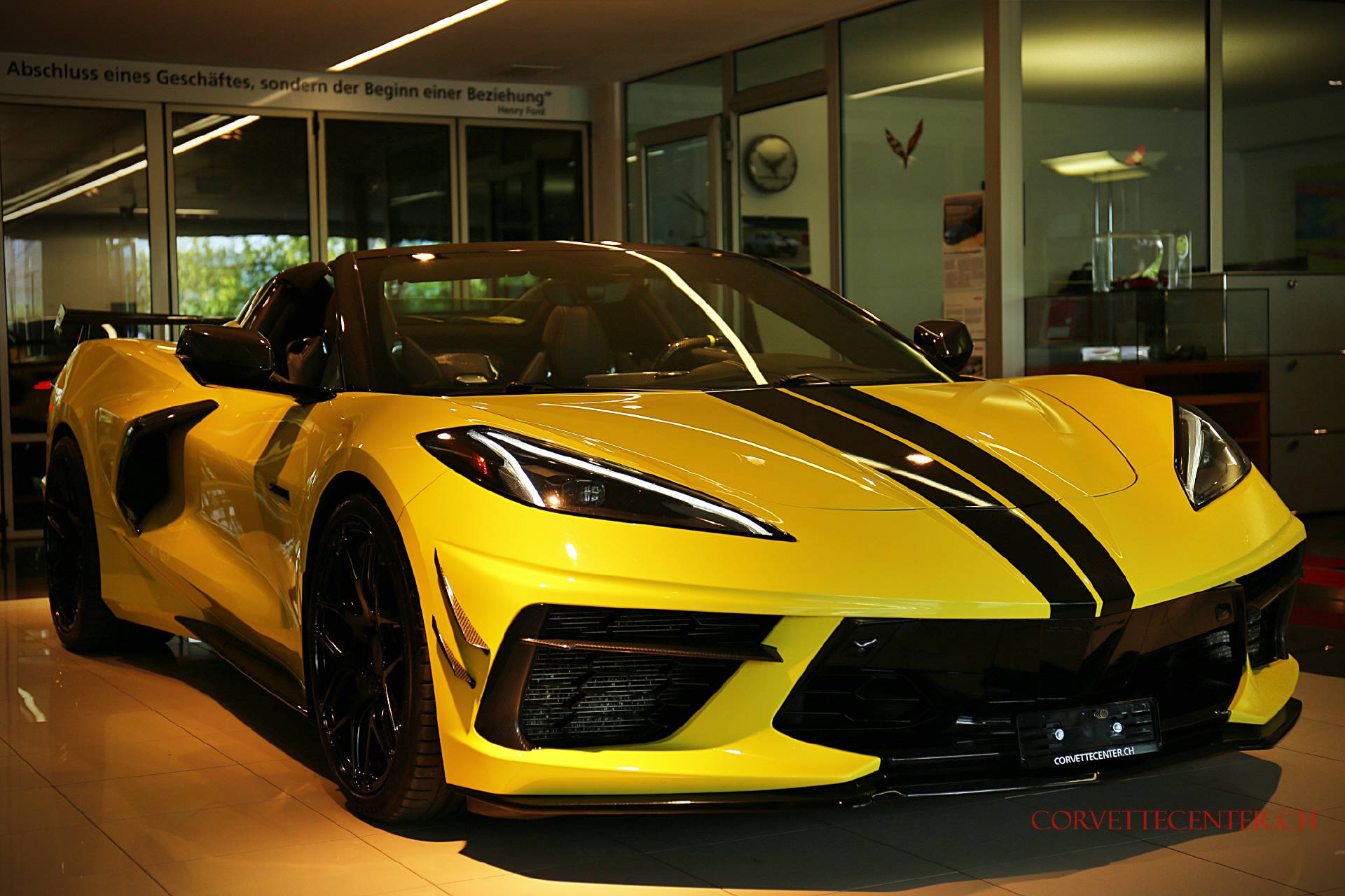CHEVROLET Corvette Convertible 6.2 V8 3LT Z51-image-4