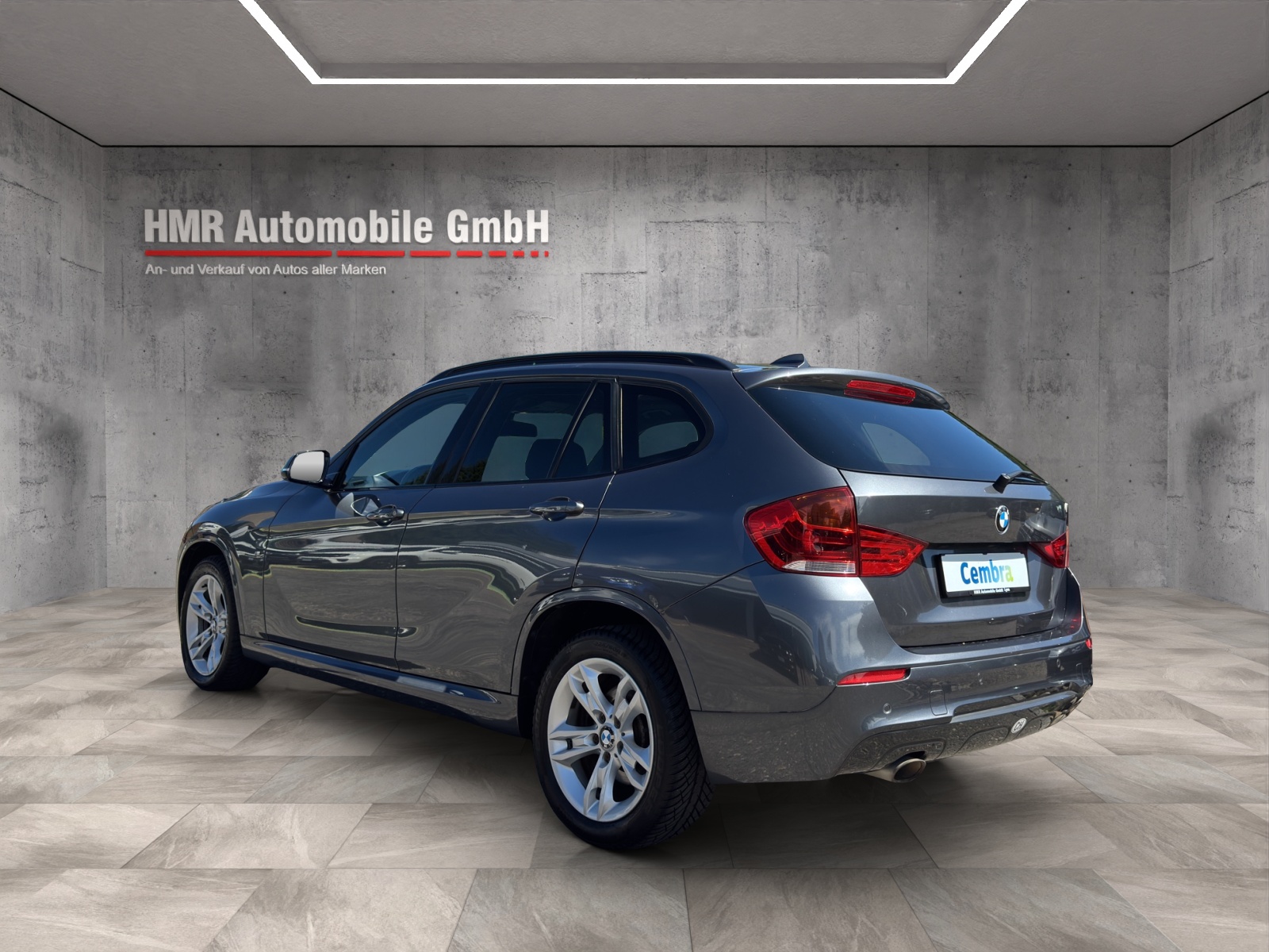 BMW X1 xDrive 20d Steptronic M Sportpaket-showroom-element-1