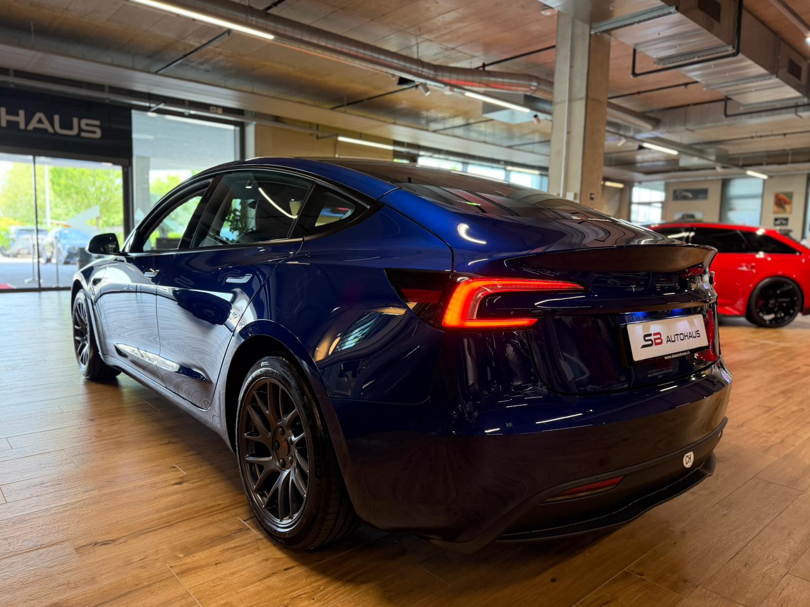 TESLA Model 3 RWD-image-13