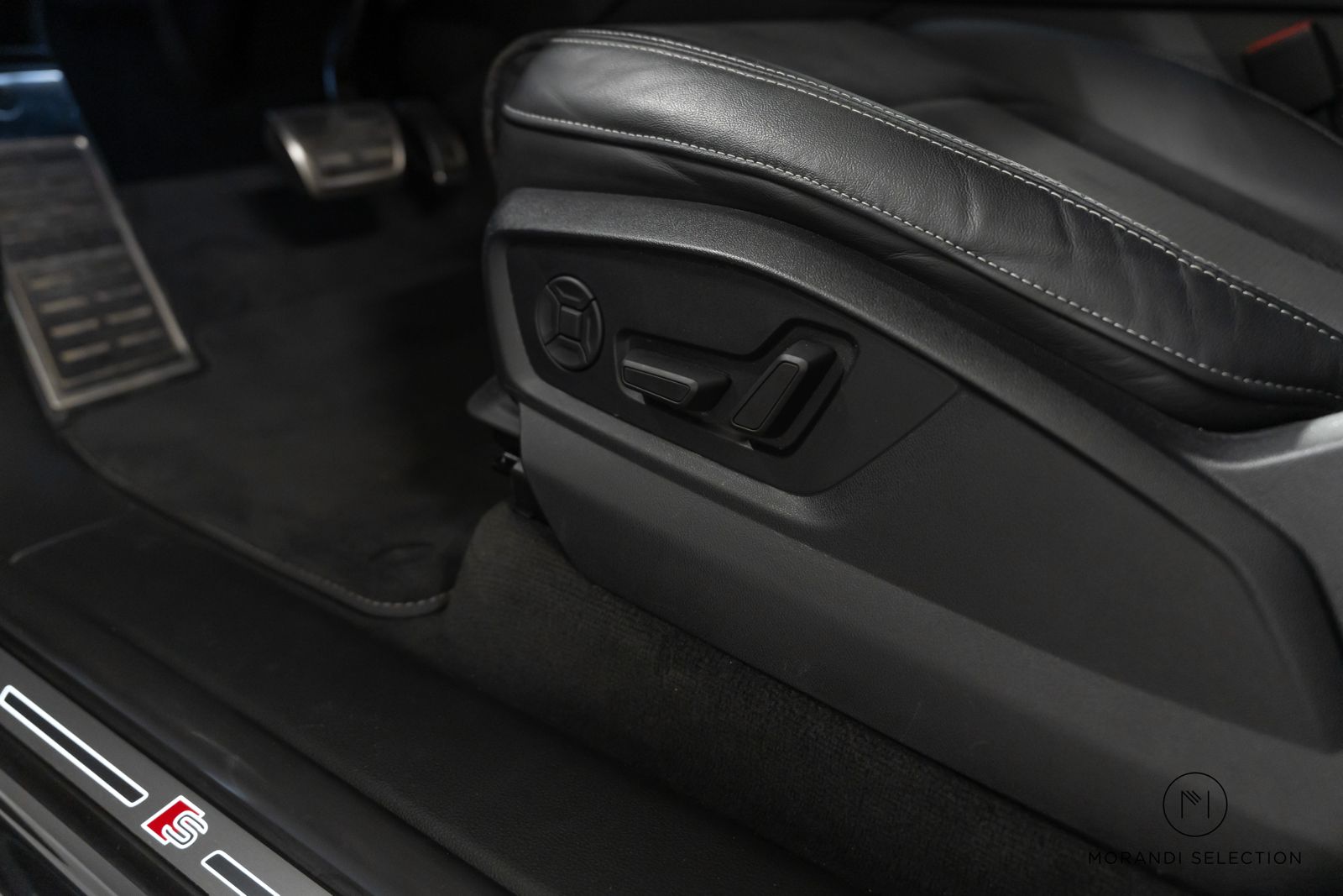 AUDI SQ8 4.0 V8 TDI quattro T-Tronic-image-19