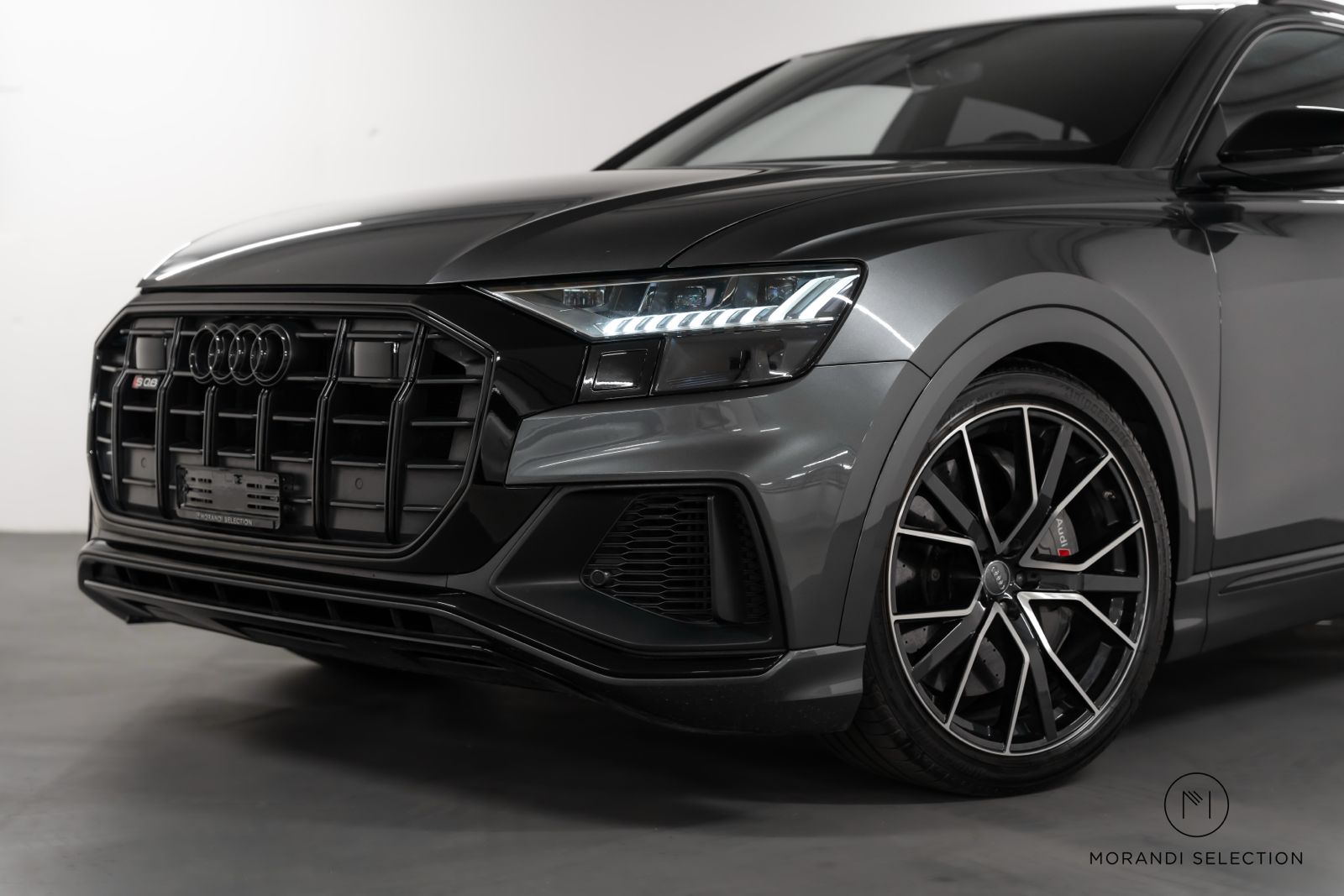 AUDI SQ8 4.0 V8 TDI quattro T-Tronic-showroom-element-2