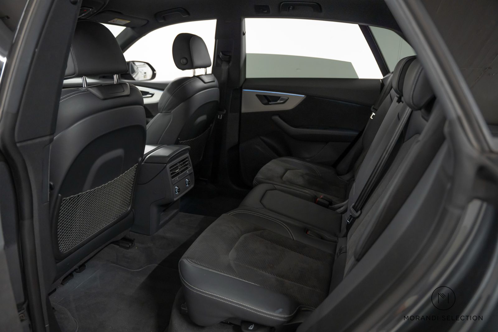 AUDI SQ8 4.0 V8 TDI quattro T-Tronic-image-27
