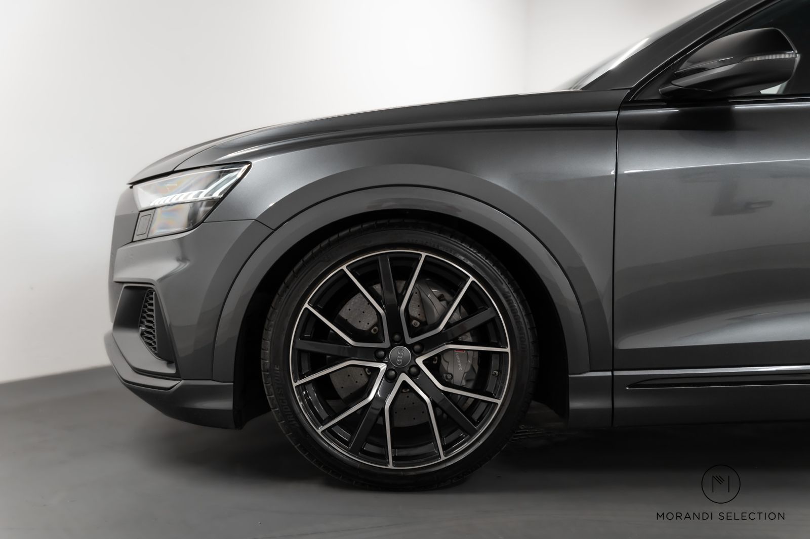 AUDI SQ8 4.0 V8 TDI quattro T-Tronic-showroom-element-3