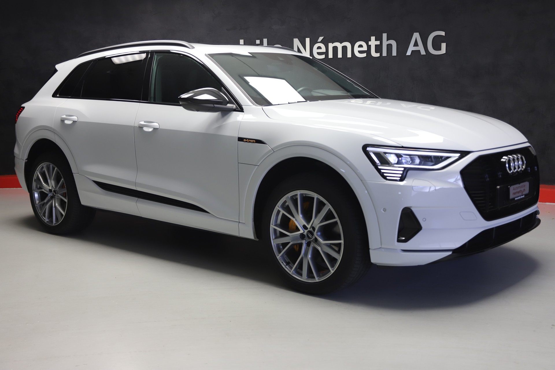 AUDI e-tron 55 S Line quattro