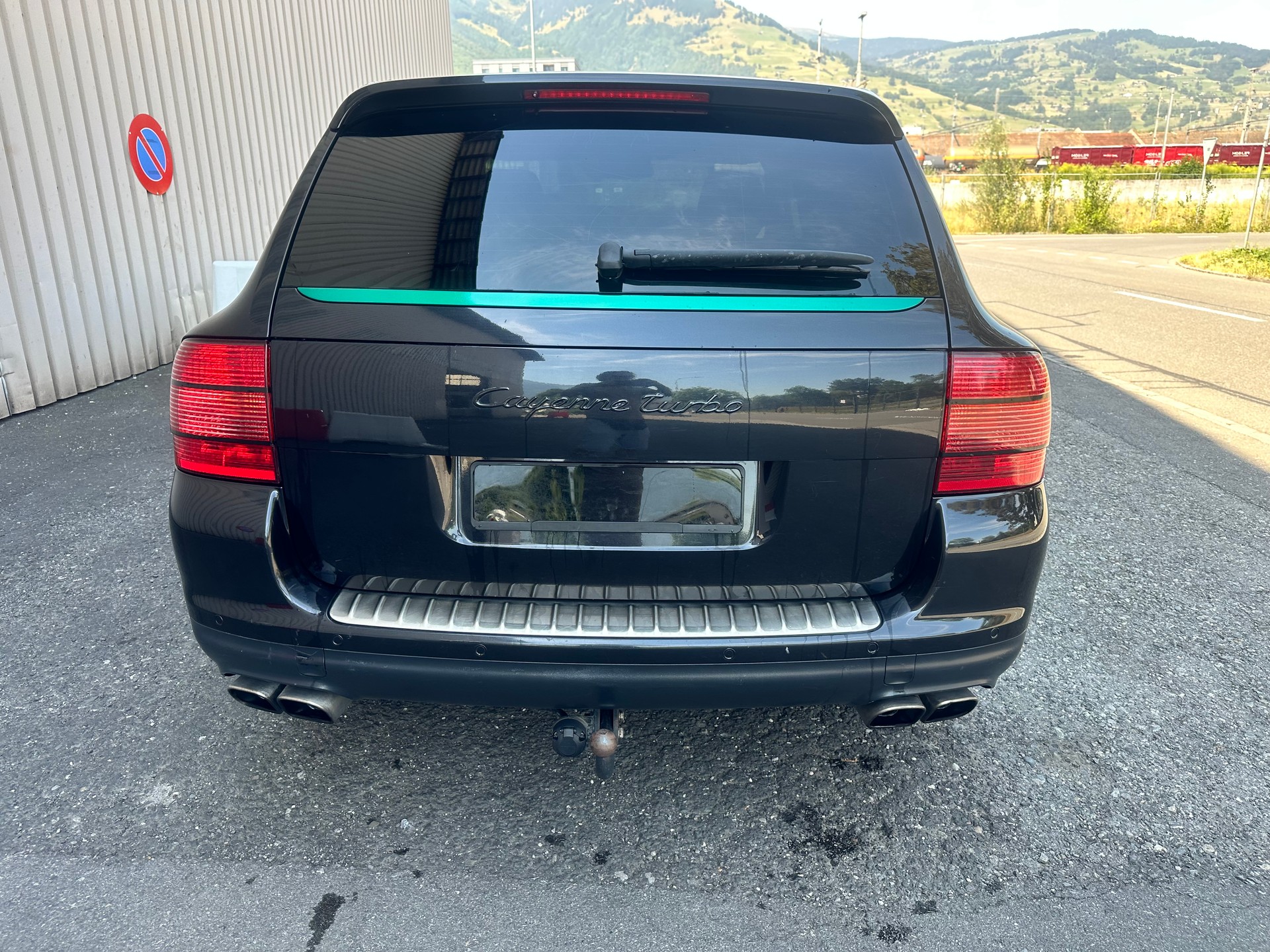 PORSCHE Cayenne Turbo-image-4